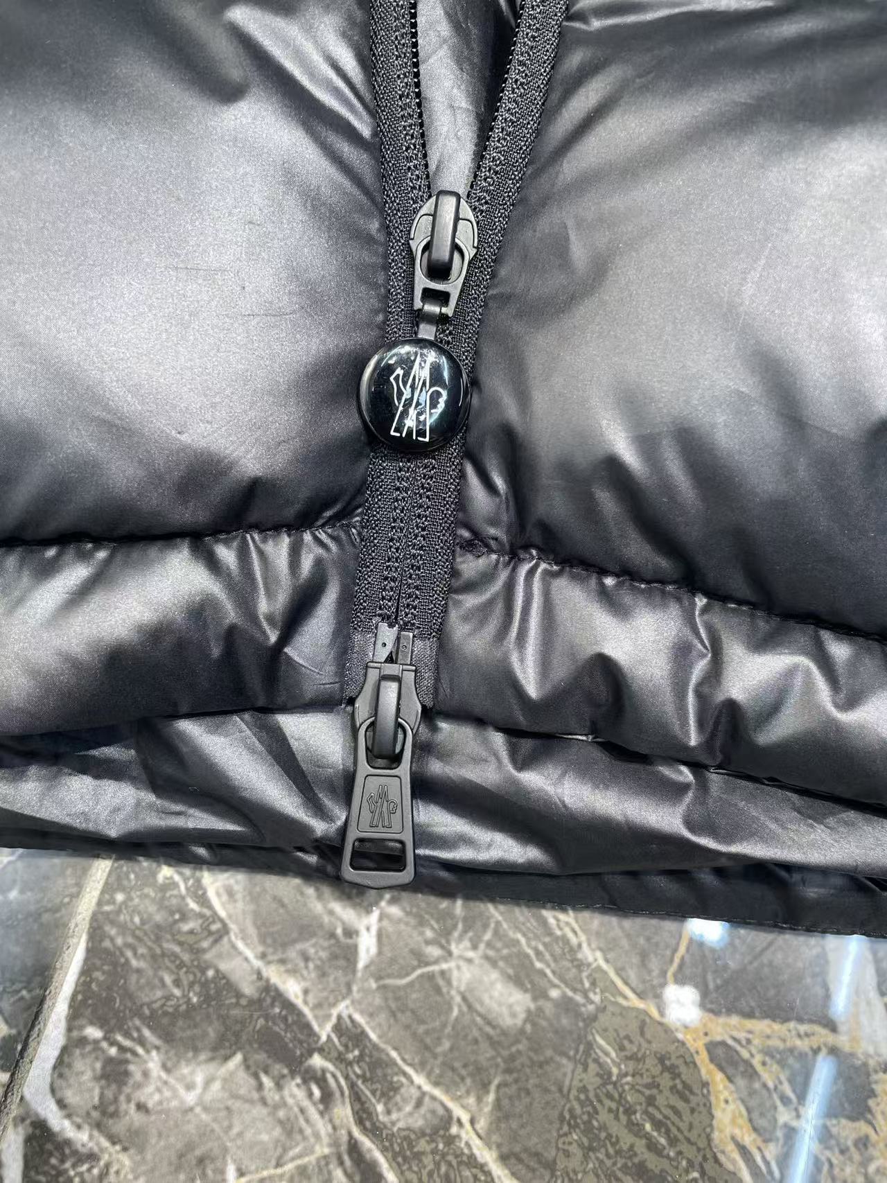 MONC  Down Jacket (Batman Collaboration）