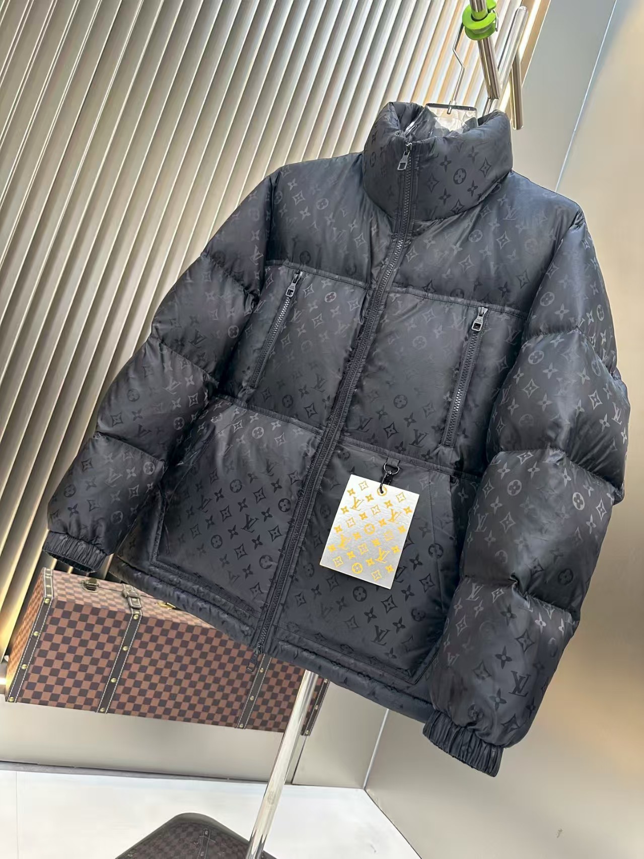 L X V LOGO Down Jacket