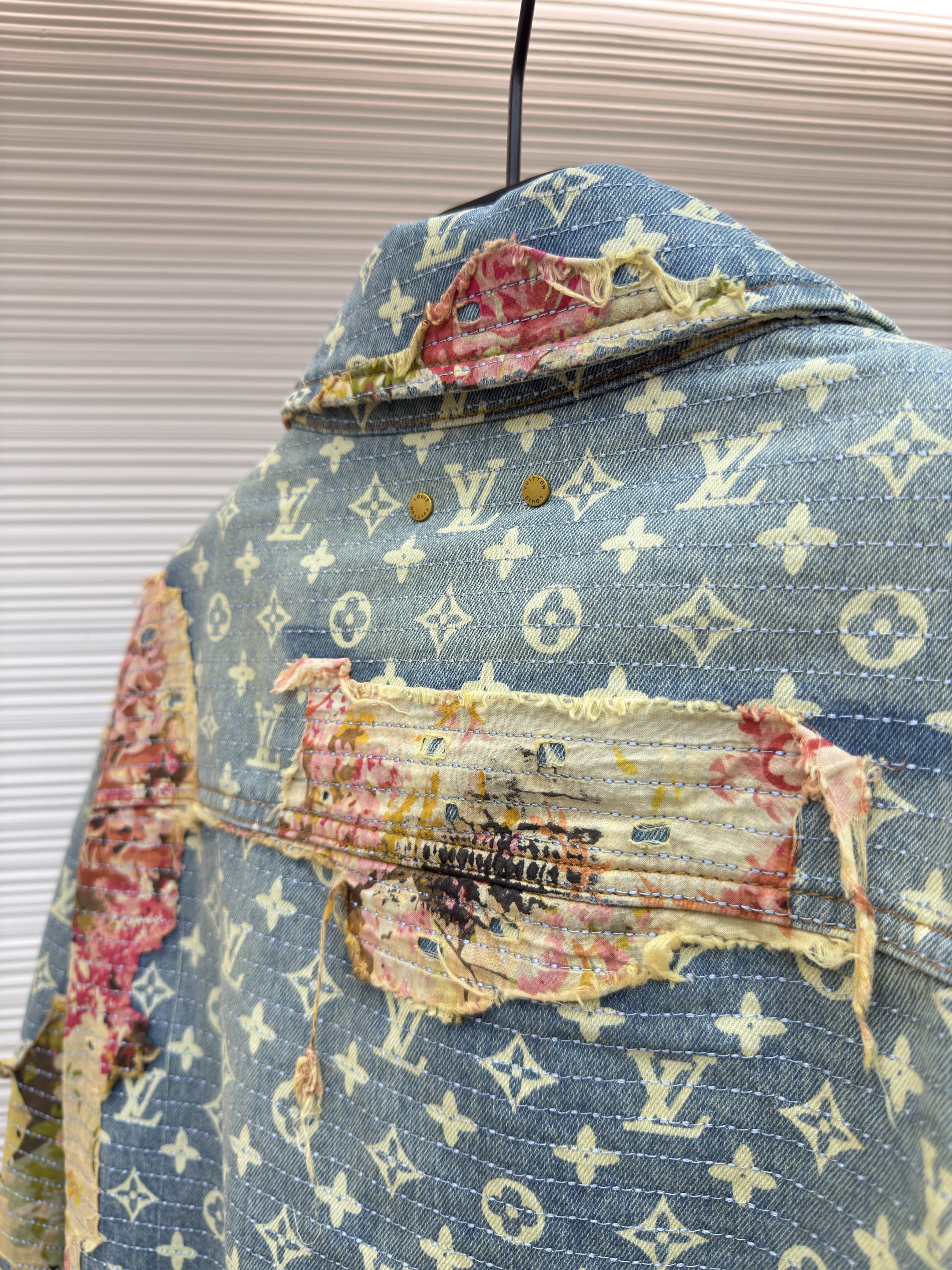 L X V  Handcrafted floral patchwork cotton-padded jacket
