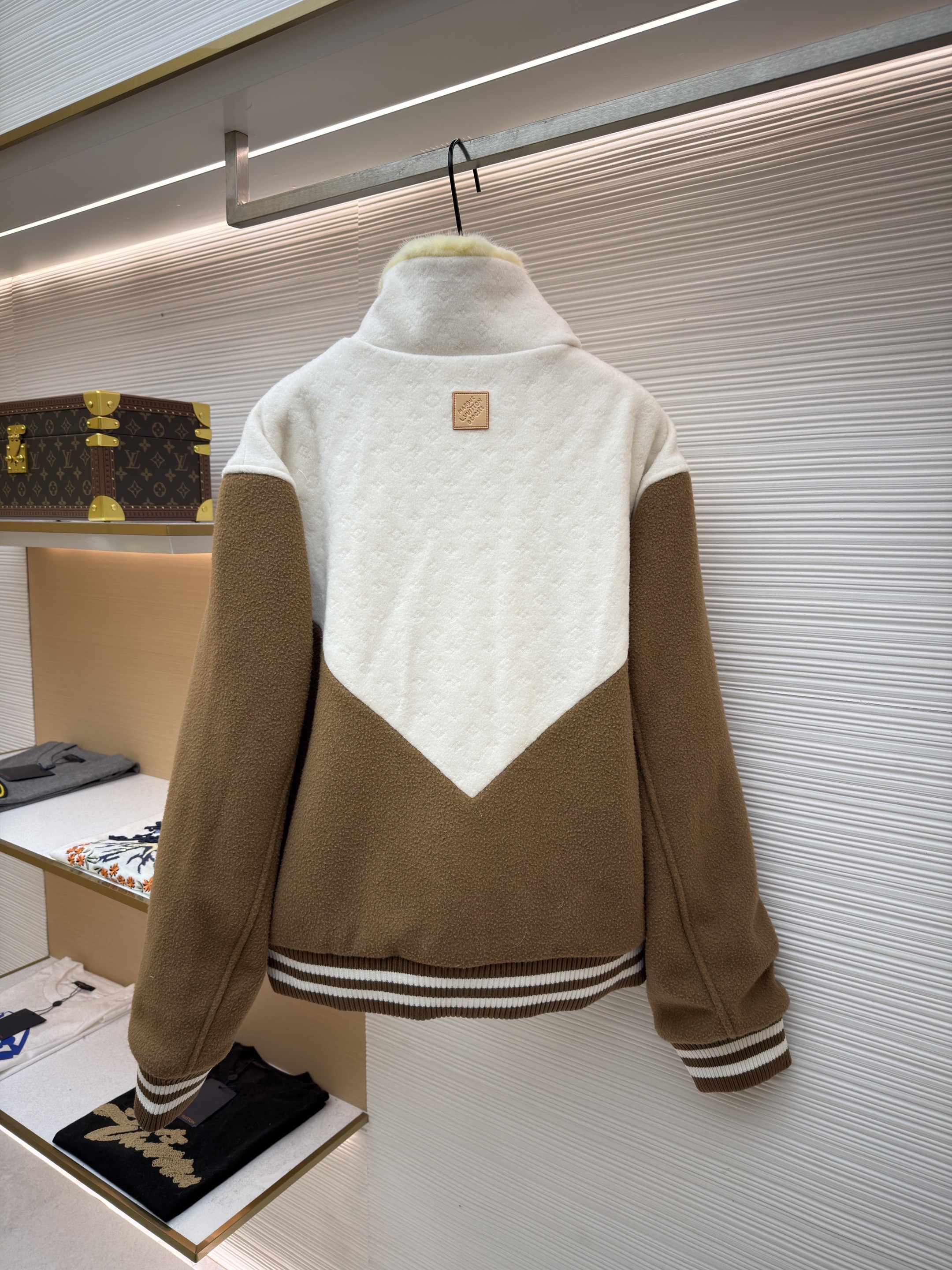 L X V Sheepskin Collar Sheepskin Jacket 25ss