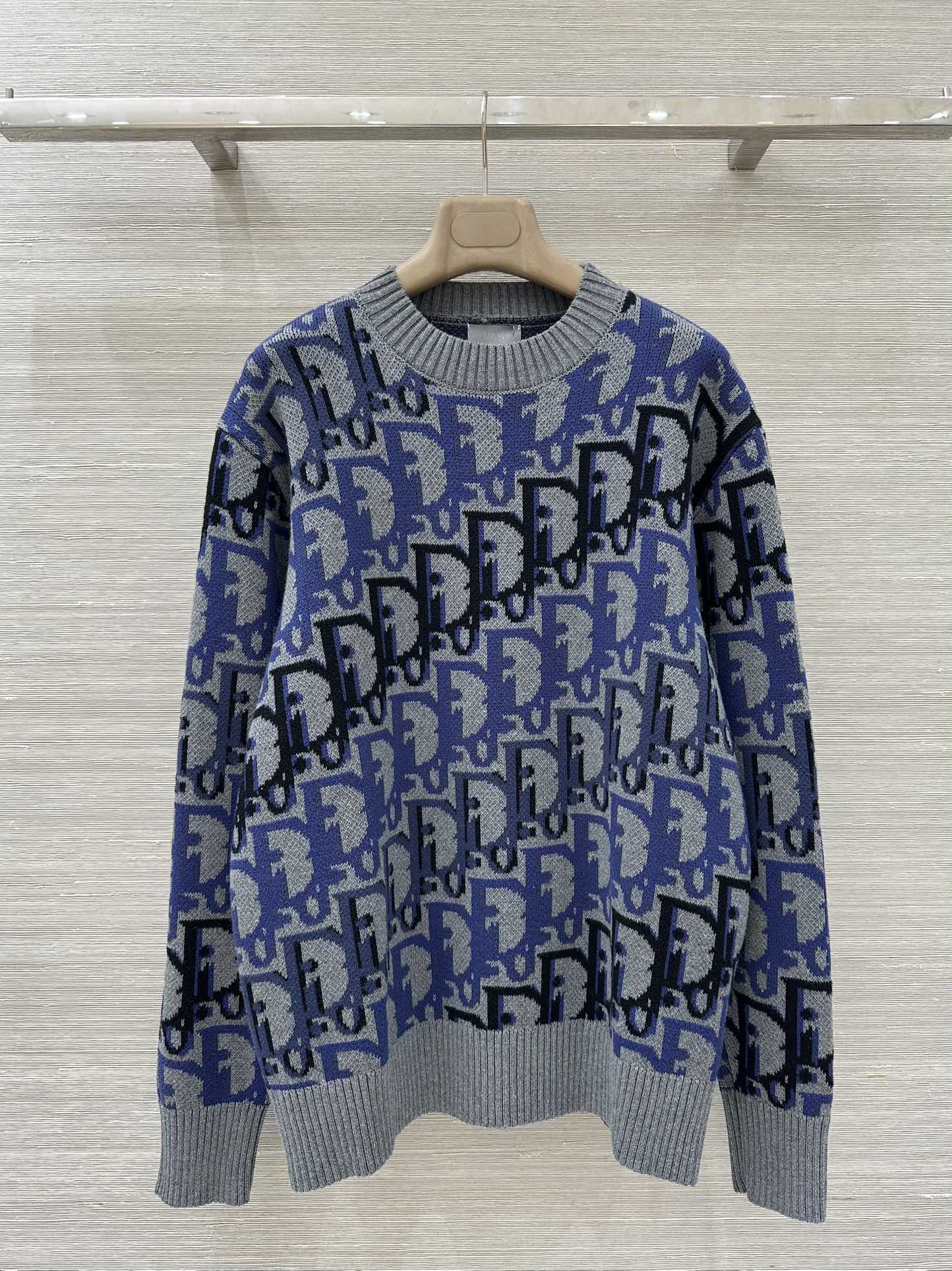 DR Oblique Sweater