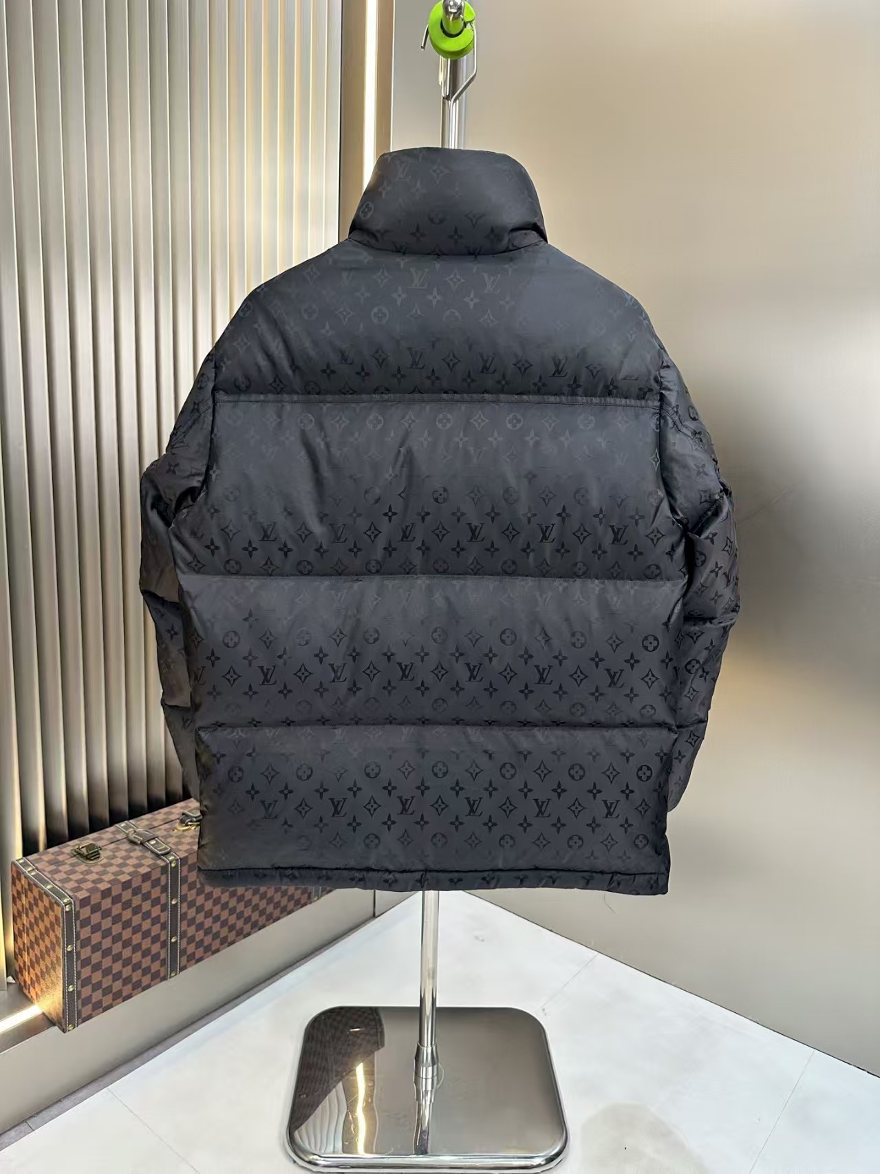 L X V LOGO Down Jacket