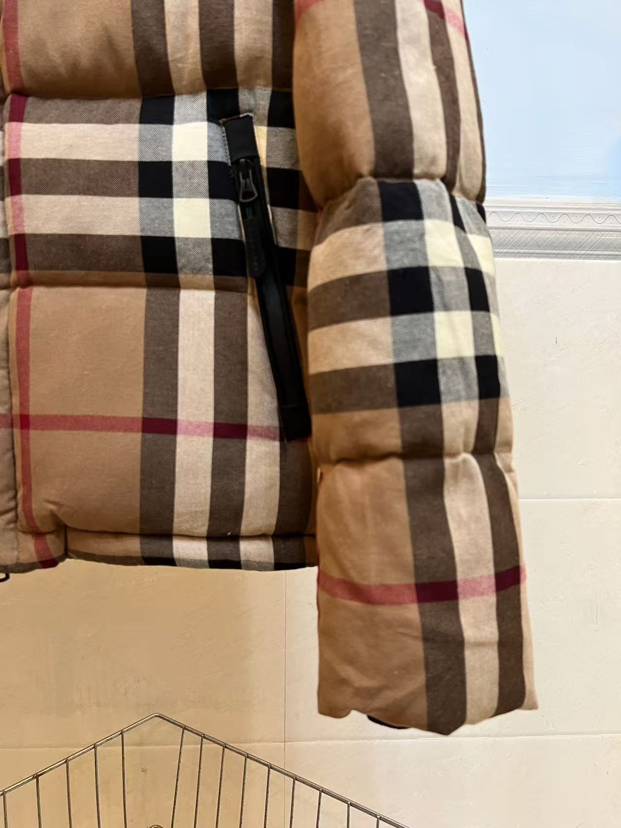 B B R Down Jacket （Classic diamond-shaped stripes）