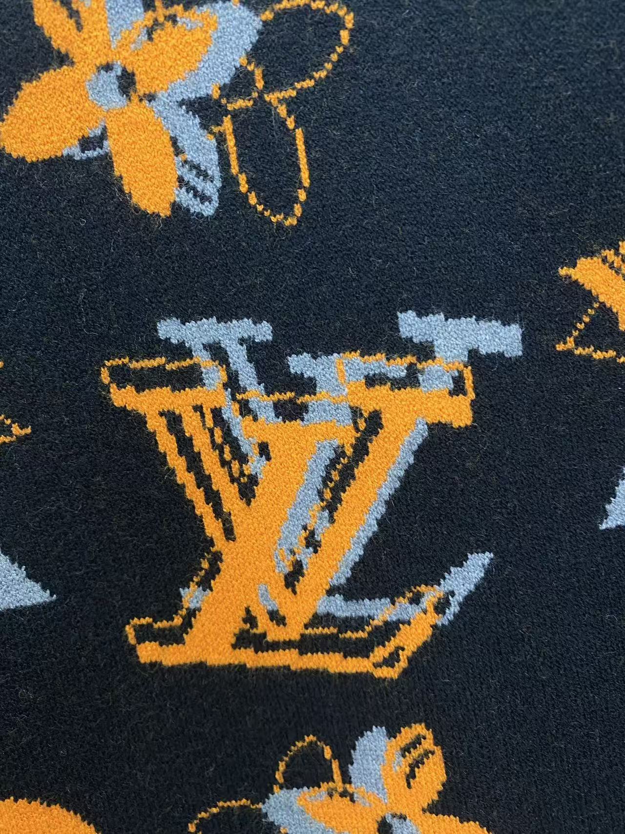 L X V Sweater （2025）