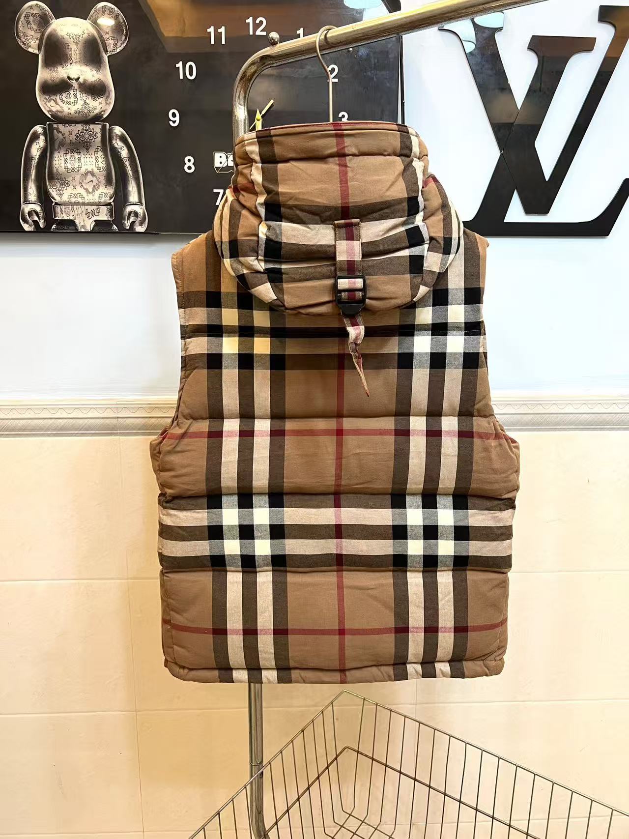 B B R Down Jacket （Classic diamond-shaped stripes）