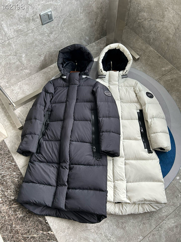 Canada G Long down jacket（ Women's style）