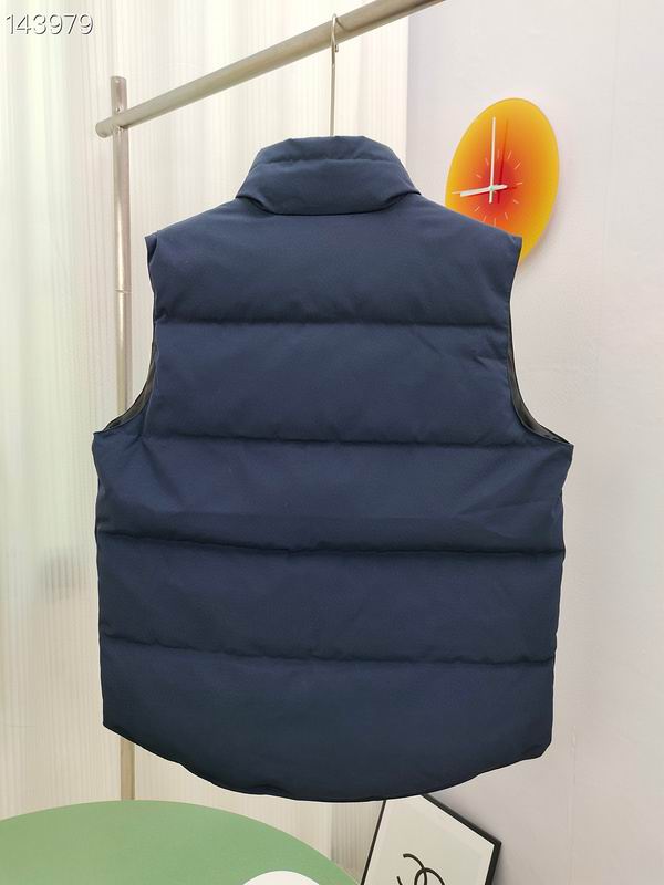Canada G down vest