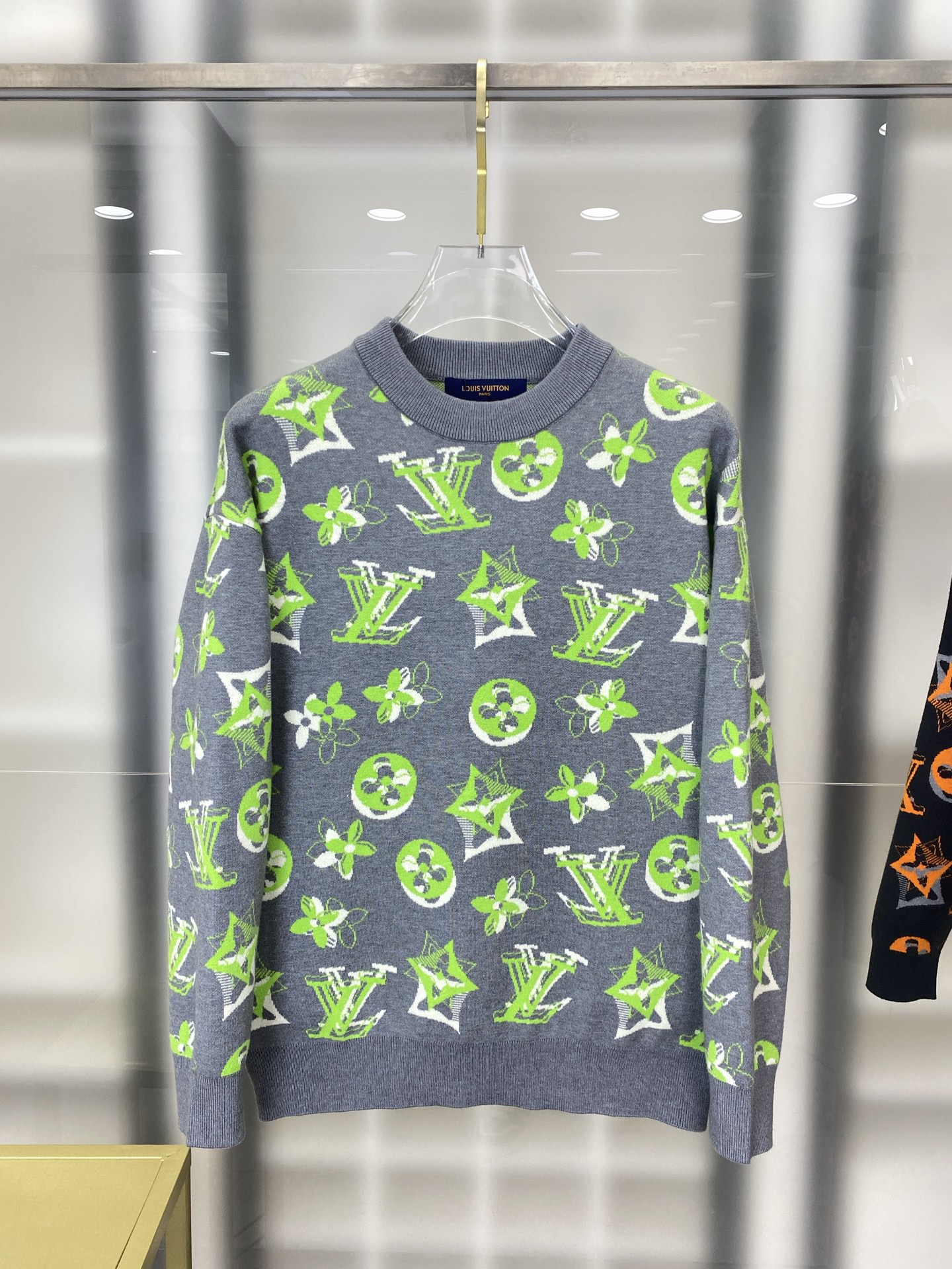 L X V Sweater （2025）