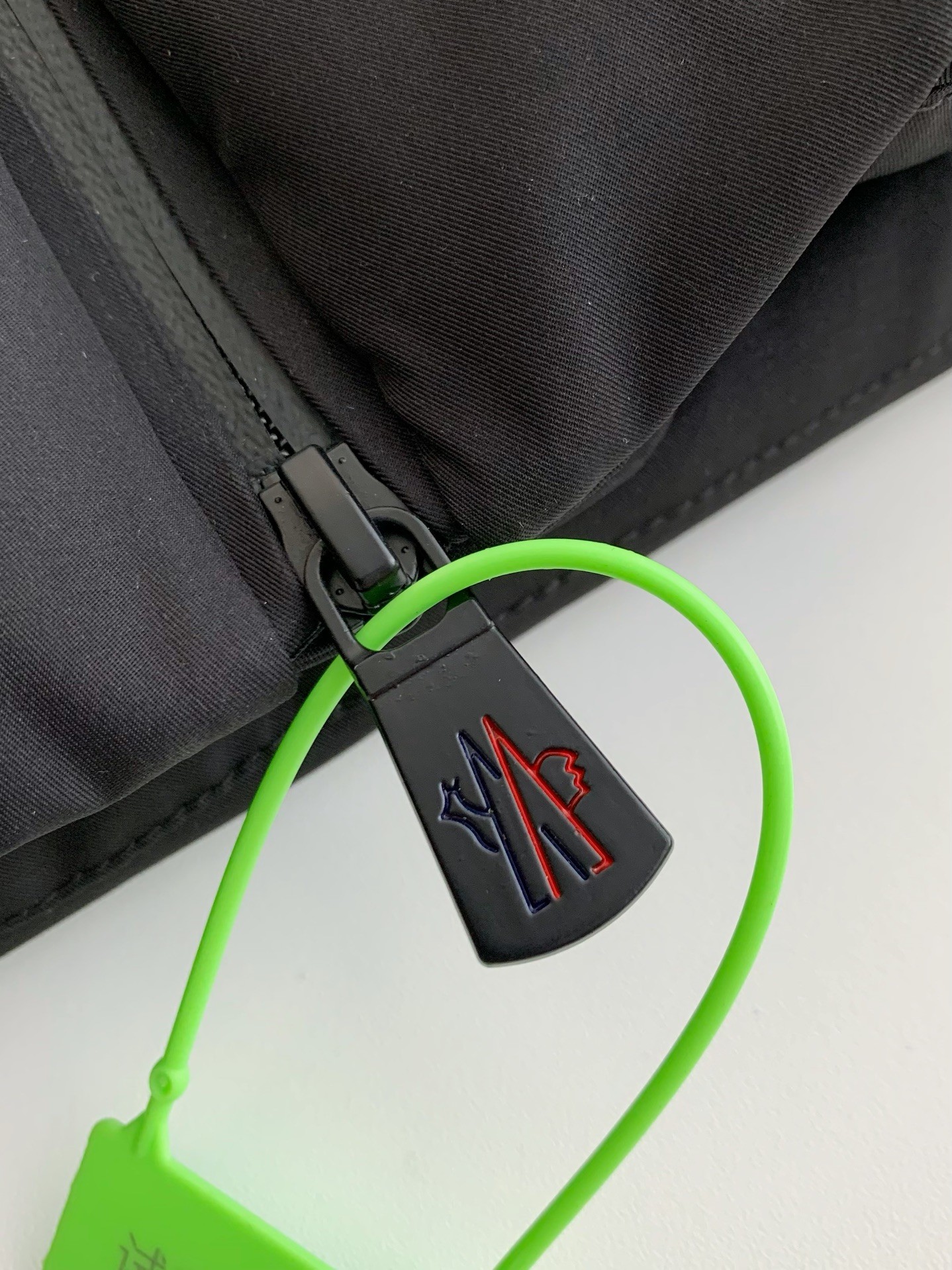 MONC Montbeliard down jacket