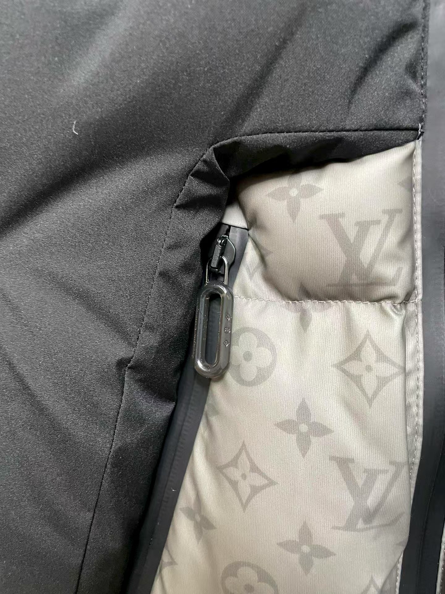 L X V LOGO Down Jacket