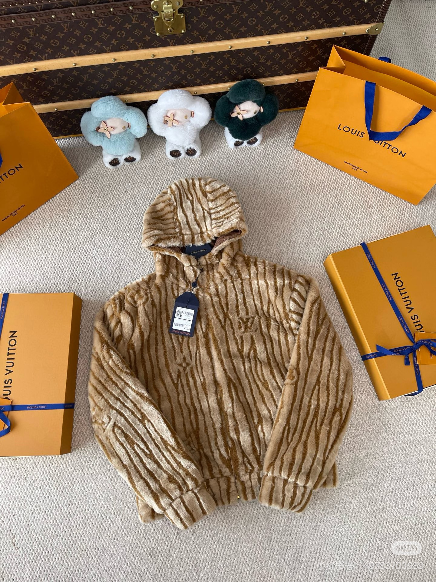 L X V SKI Series Striped Hooded Jacket