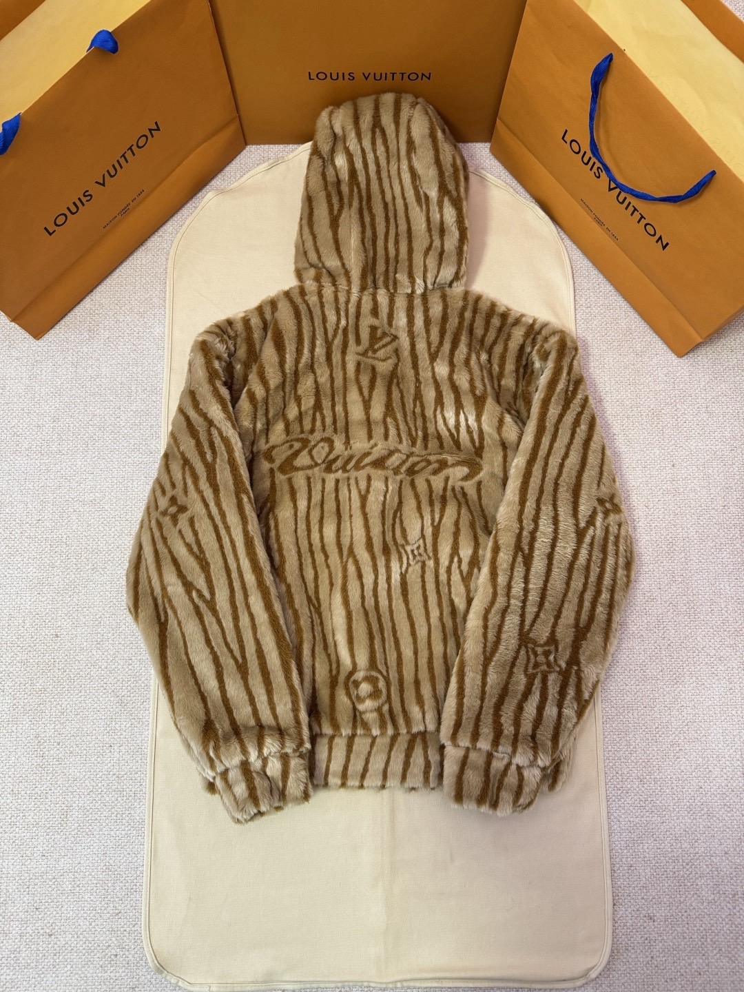 L X V SKI Series Striped Hooded Jacket