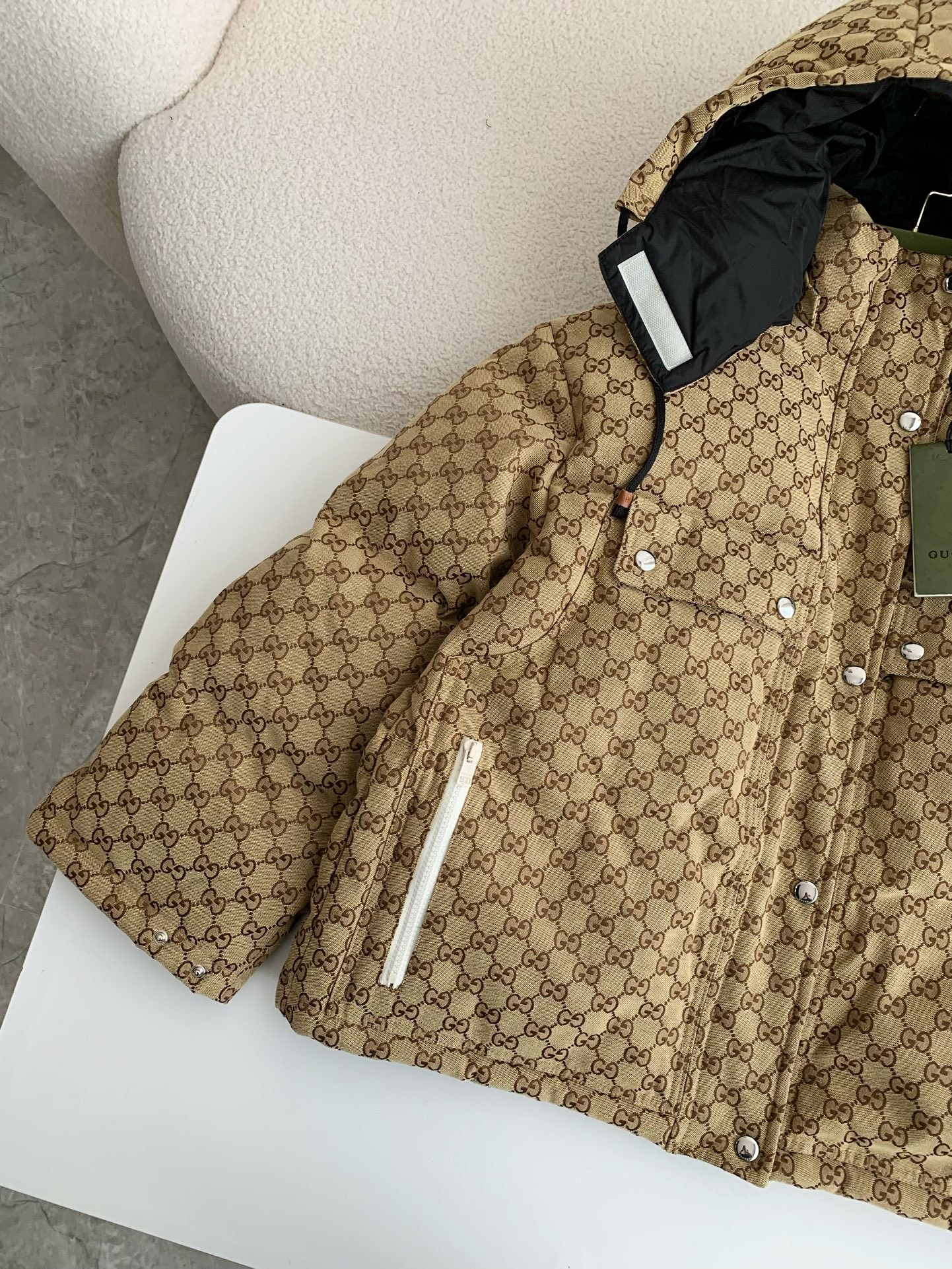 GUC Casual FW22 Full Print Drawstring Down Jacket