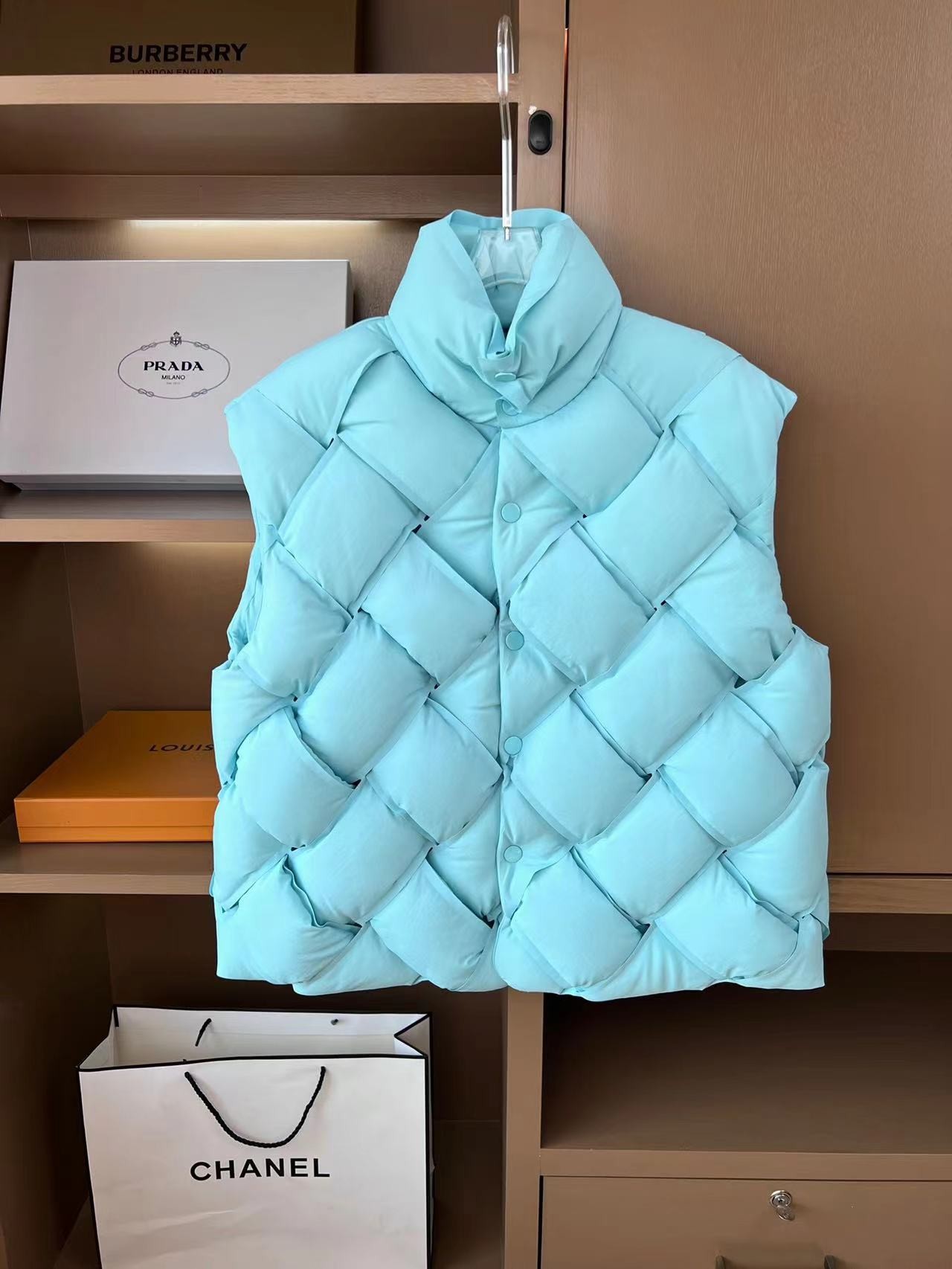 BOTTEGA VENETA Stand collar down jacket