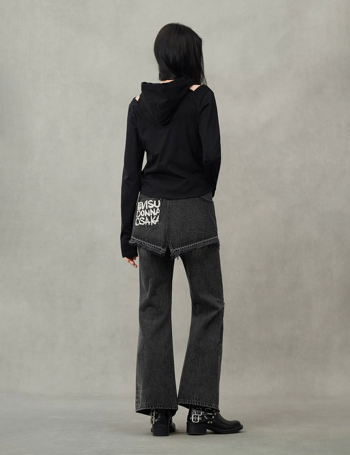 Mottled Seagull and Distressed Fashion Fit Denim Skorts