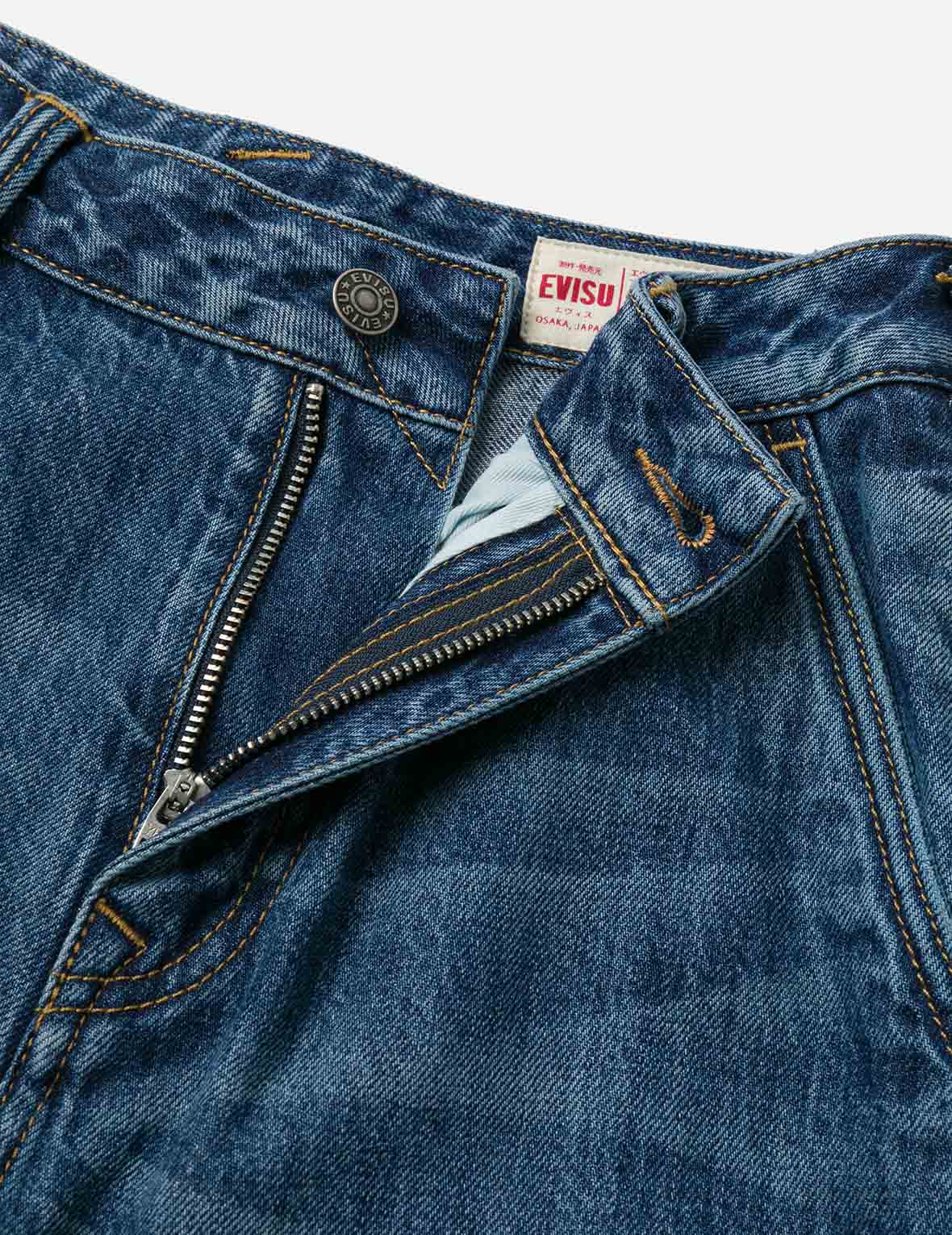 Seagull Embossed Fashion Fit Pleated Jeans