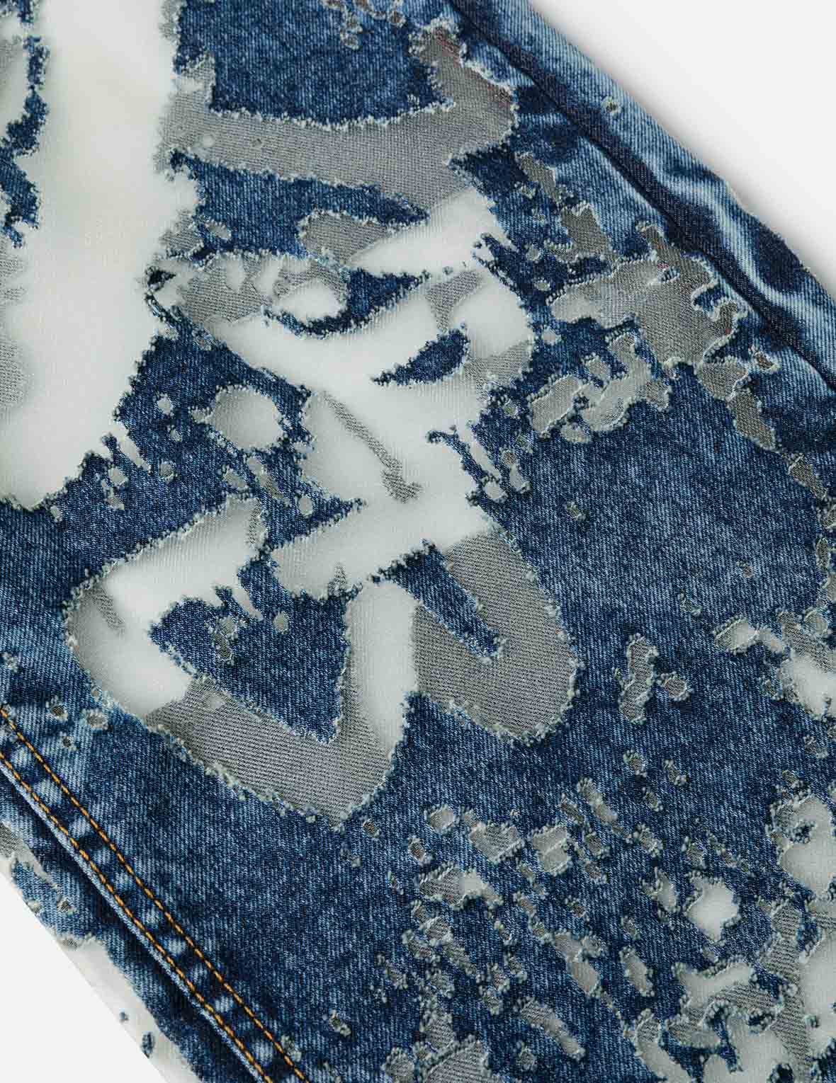 Seagull Embroidery Fashion Fit Burn-Out Fashion Fit Jeans