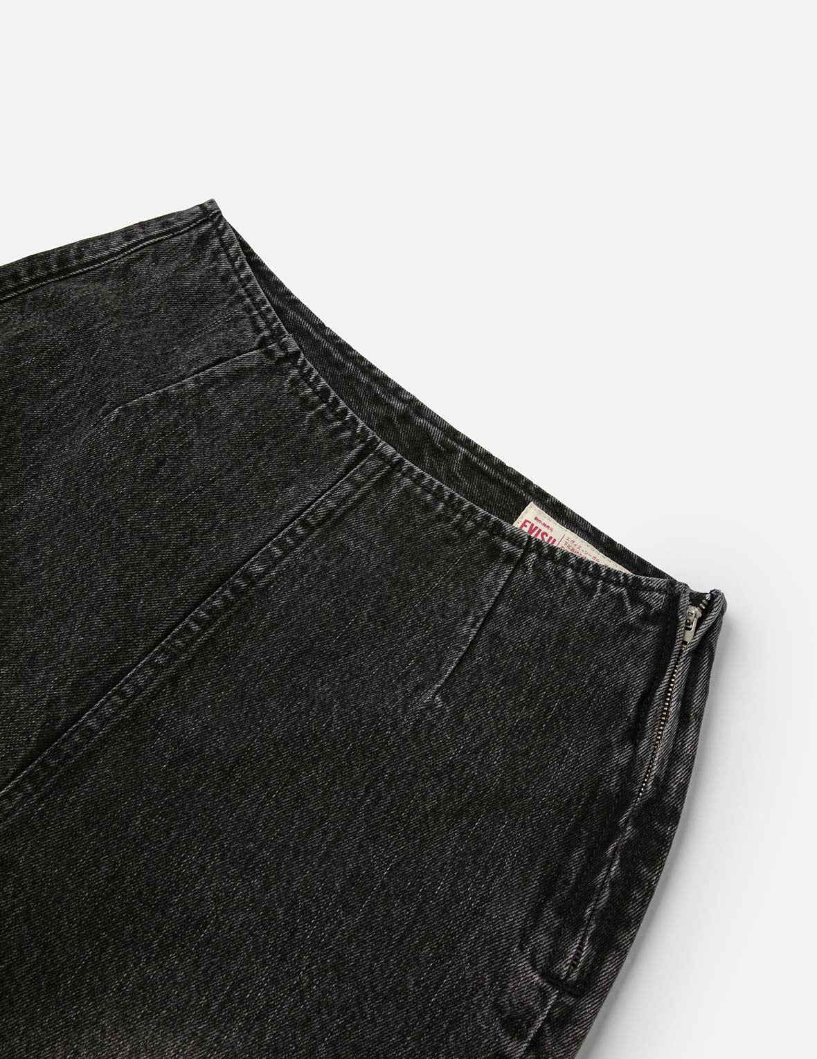 Mottled Seagull and Distressed Fashion Fit Denim Skorts