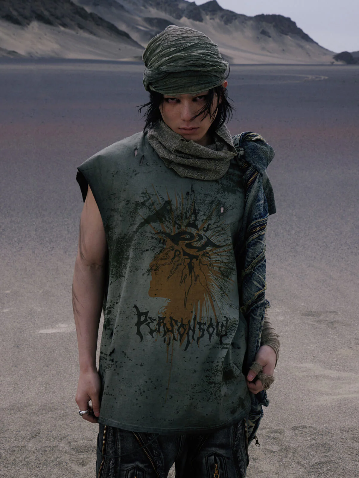 Personsoul Desert Sun-Totem Graphic Tank Top