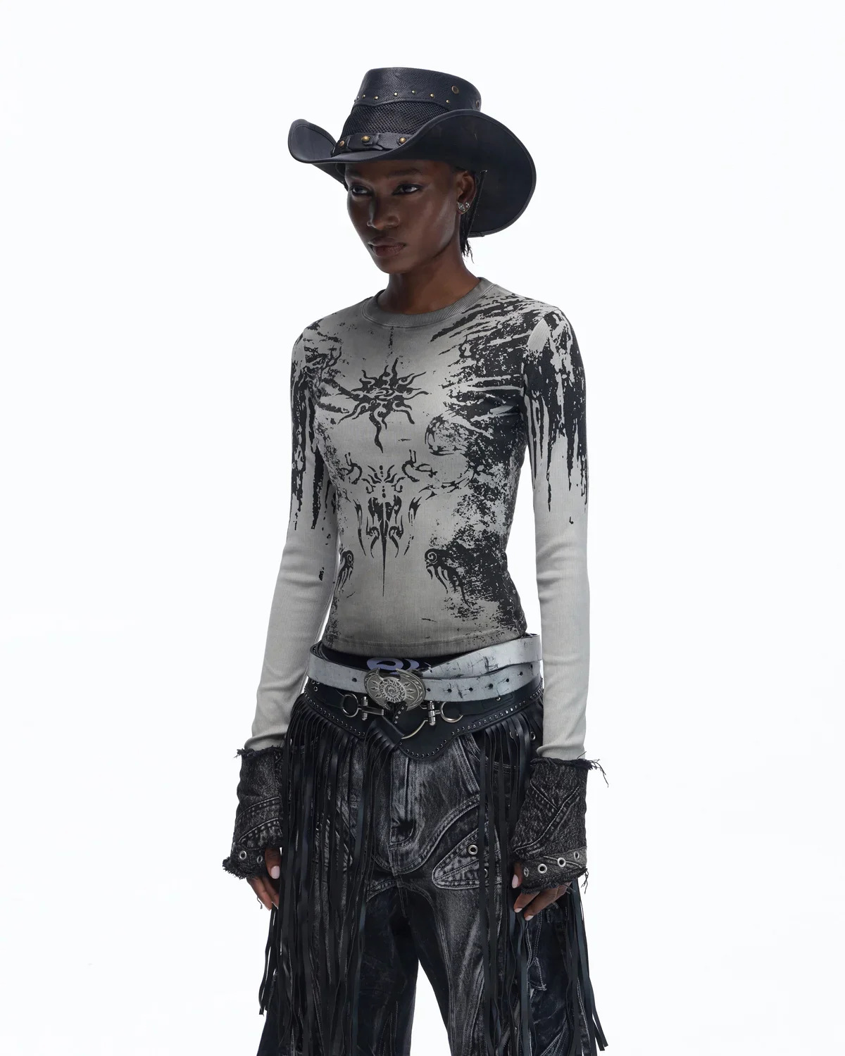 Personsoul Sun Totem Slim Long Sleeve Tee