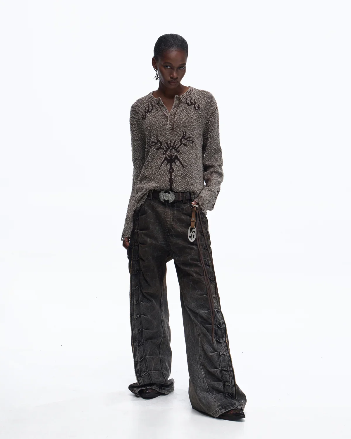 Personsoul Pom-Pom Long-Sleeve Henley Shirt