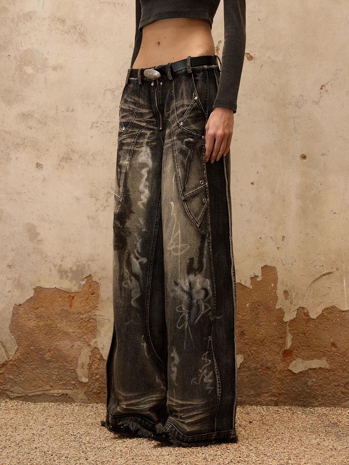 Personsoul Graffiti Contour Jeans