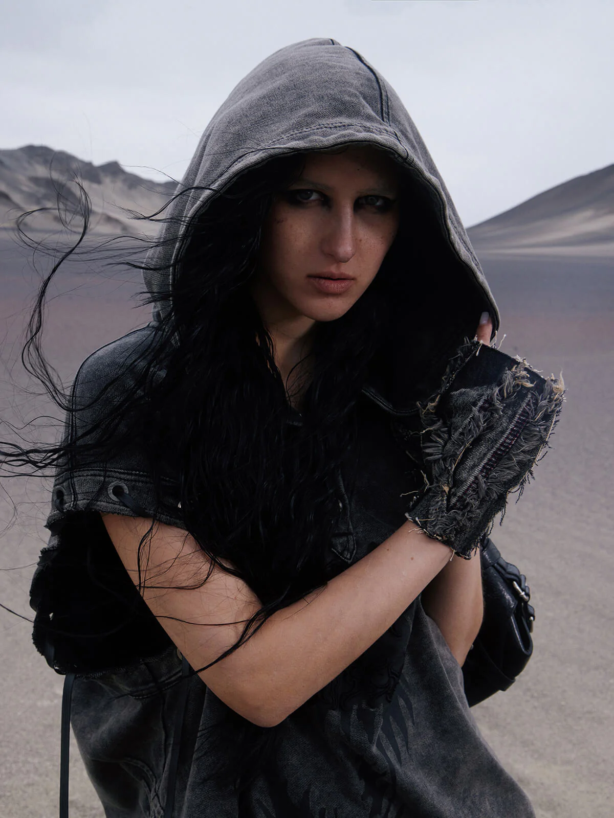 Personsoul Button Collar Hooded Sleeveless Sweatshirt