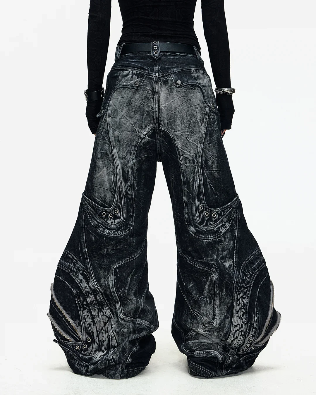 Deconstructed Exaggerated Flared Patchwork Jeans In Black