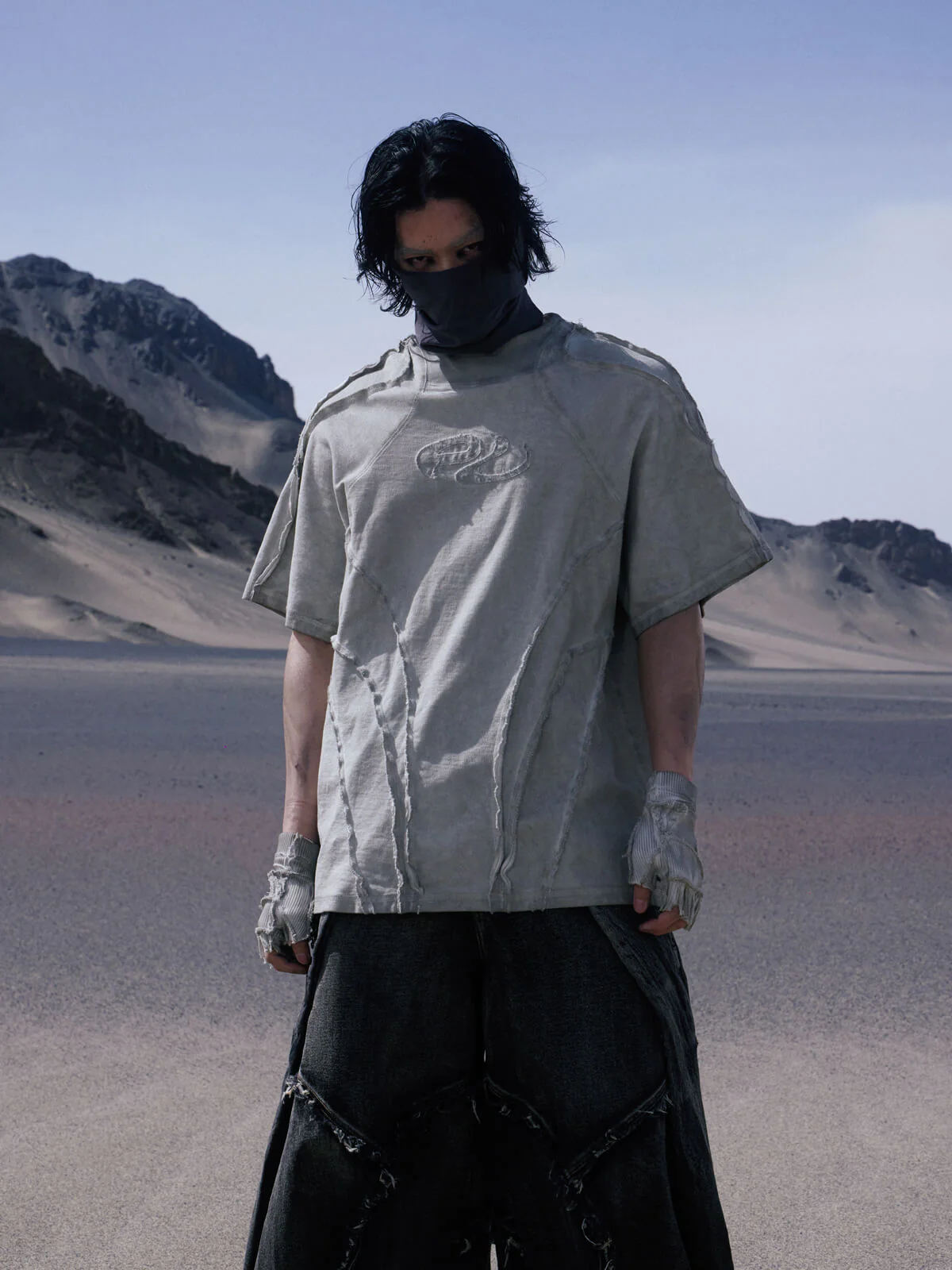 Personsoul Desert Distressed Grey T-shirt