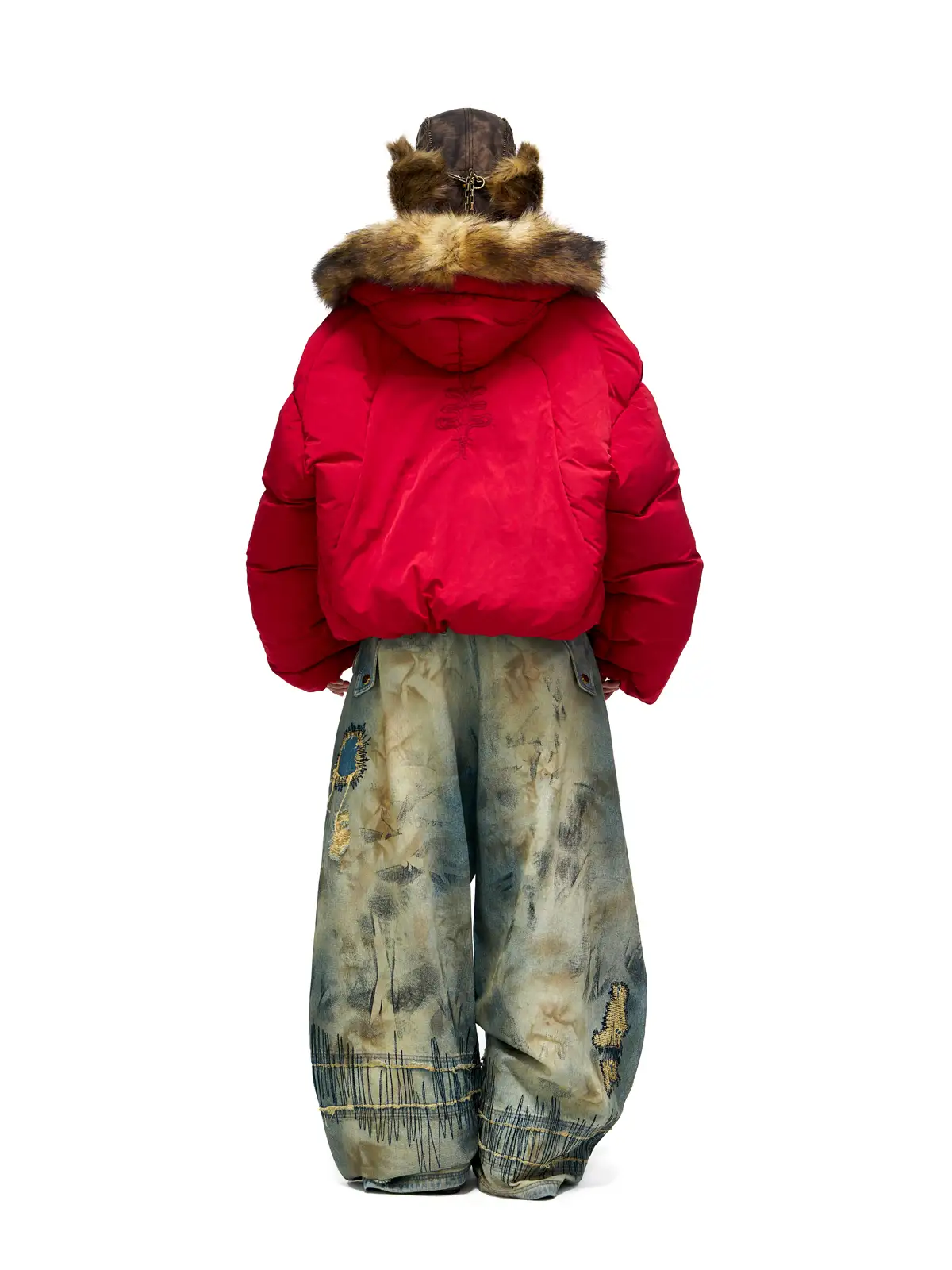 Personsoul Stain Embroidery Curved Jeans