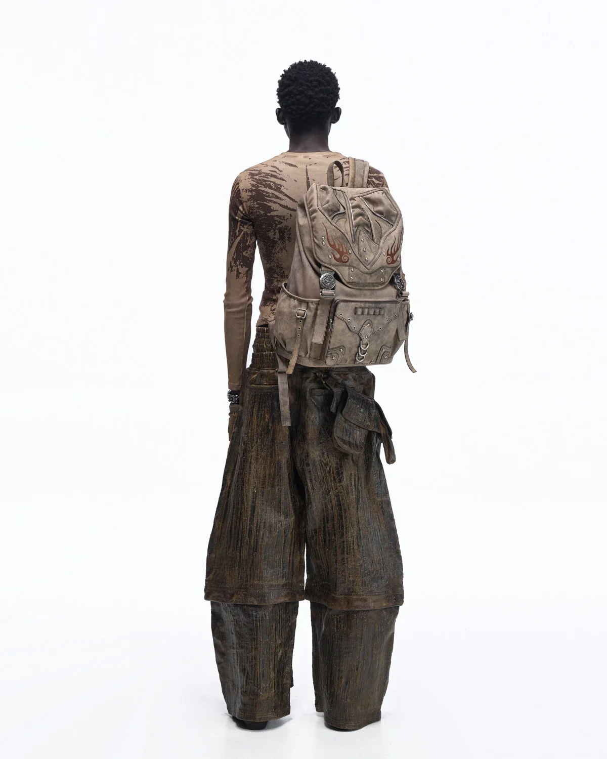 Personsoul Sun Totem Slim Long Sleeve Tee In Brown