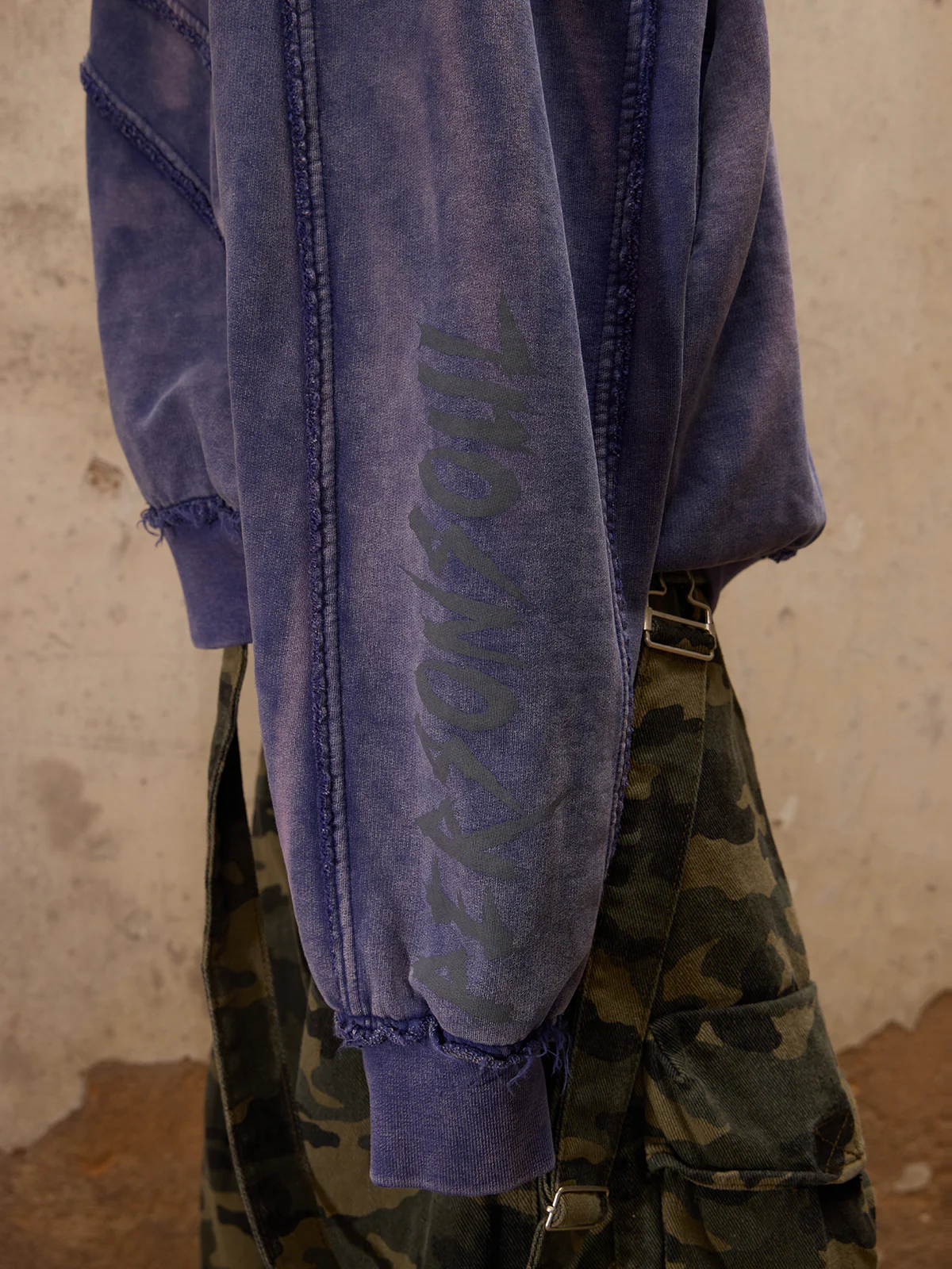 Personsoul Stain Sweater