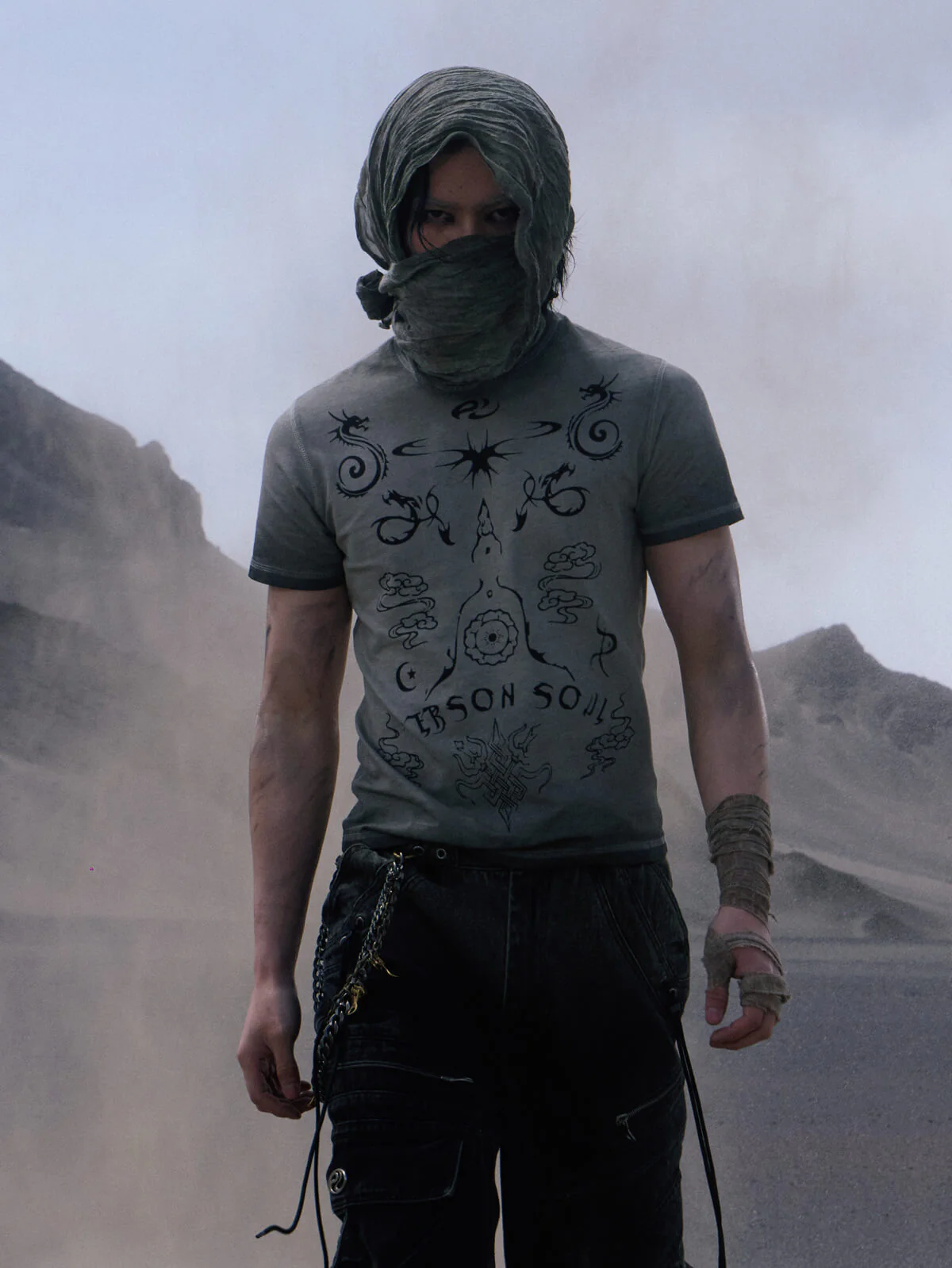 Personsoul Totem Slim Fit T-shirt