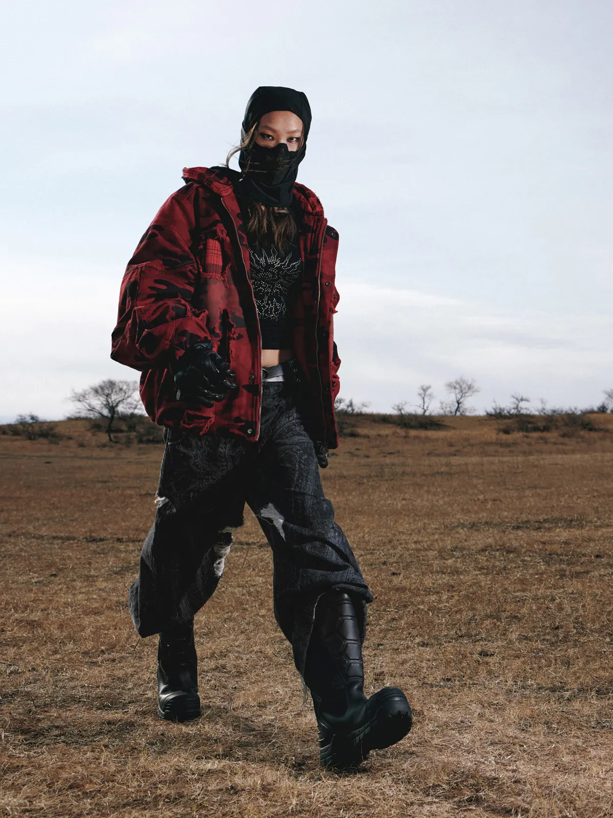 Personsoul Textured Black Print Ripped Jeans