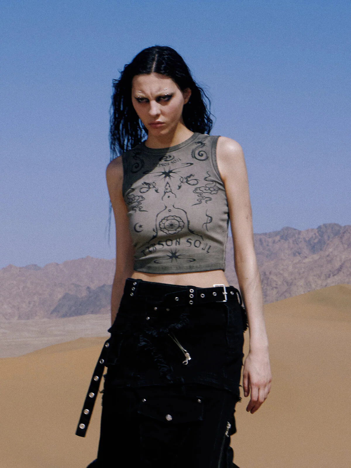 Personsoul Totem-Inspired Cropped Tank Top