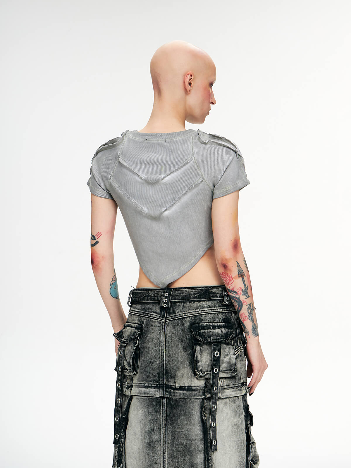Personsoul Grey V-hem Slim Crop Top