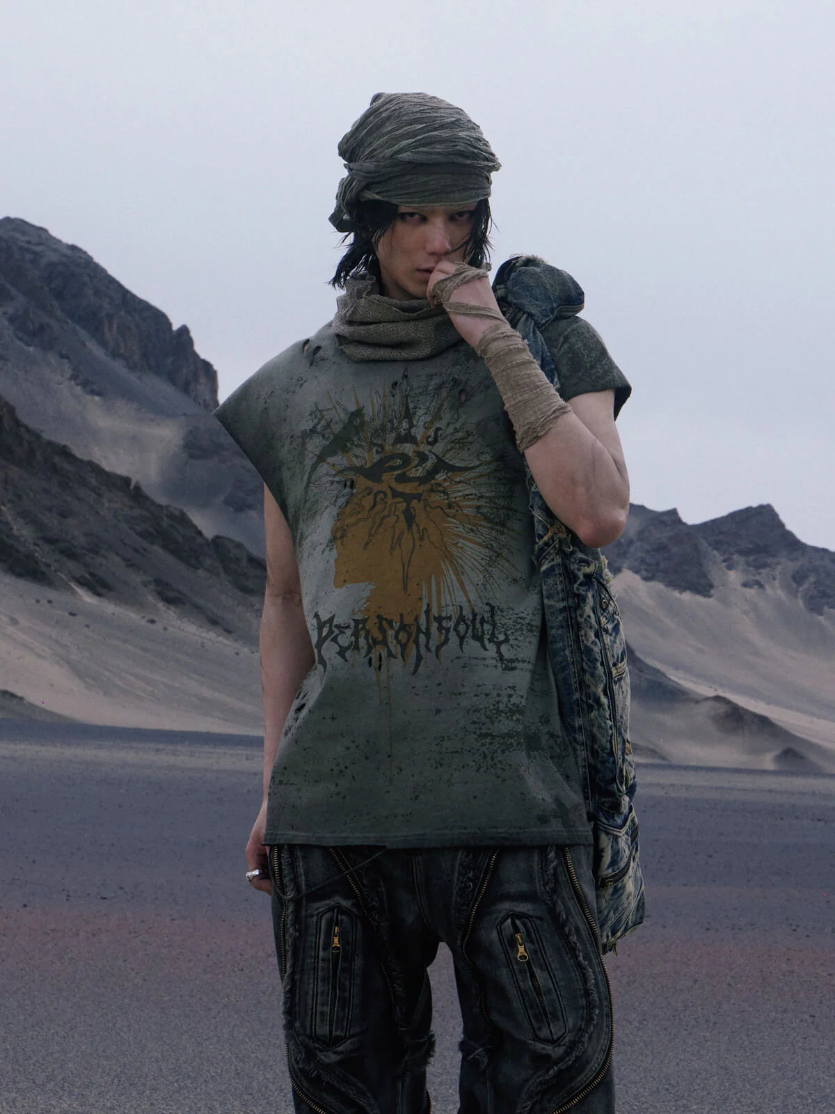 Personsoul Desert Sun-Totem Graphic Tank Top