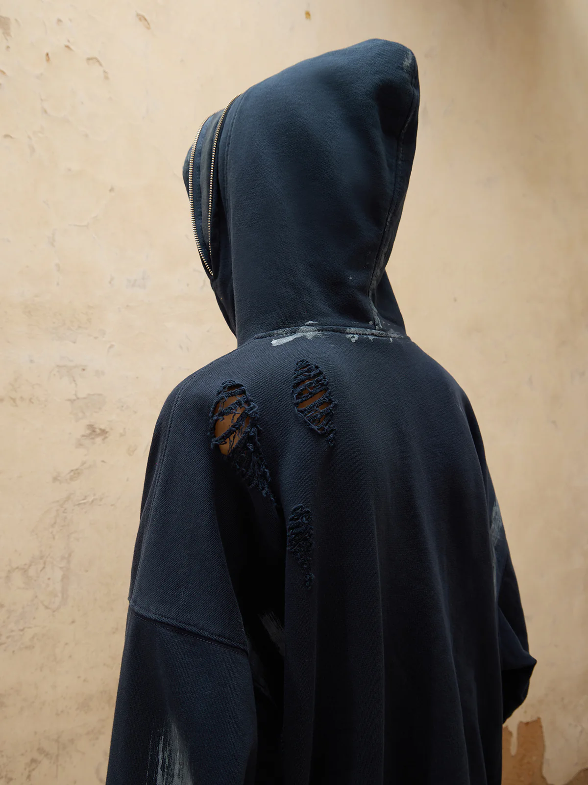 Personsoul Ripped Dirty Hoodie