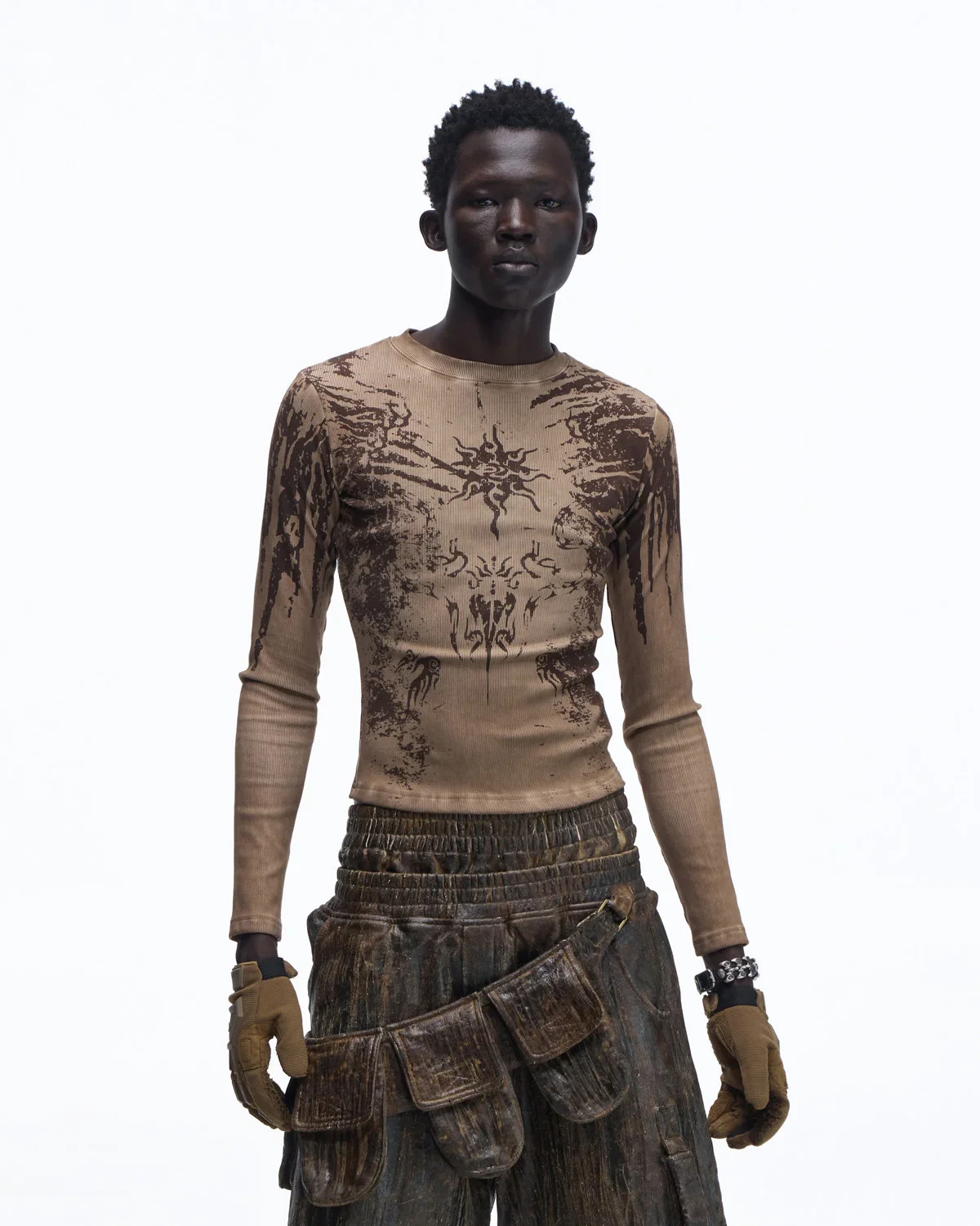 Personsoul Sun Totem Slim Long Sleeve Tee In Brown