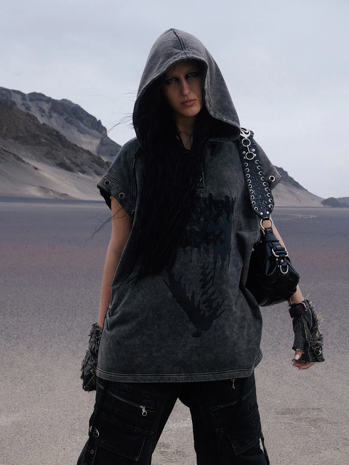 Personsoul Button Collar Hooded Sleeveless Sweatshirt