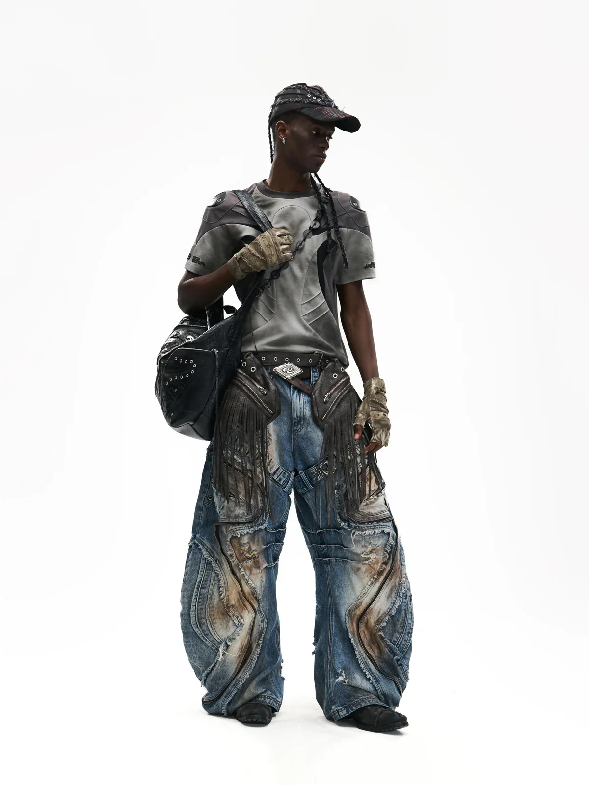 Spliced Cooling Slim T-Shirt with Embroidered Shoulder Details