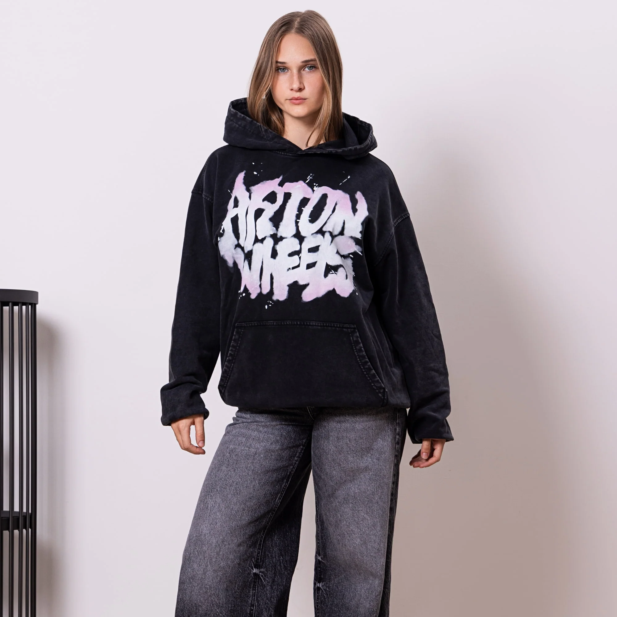 ARTONWHEELS Graff washed hoodie