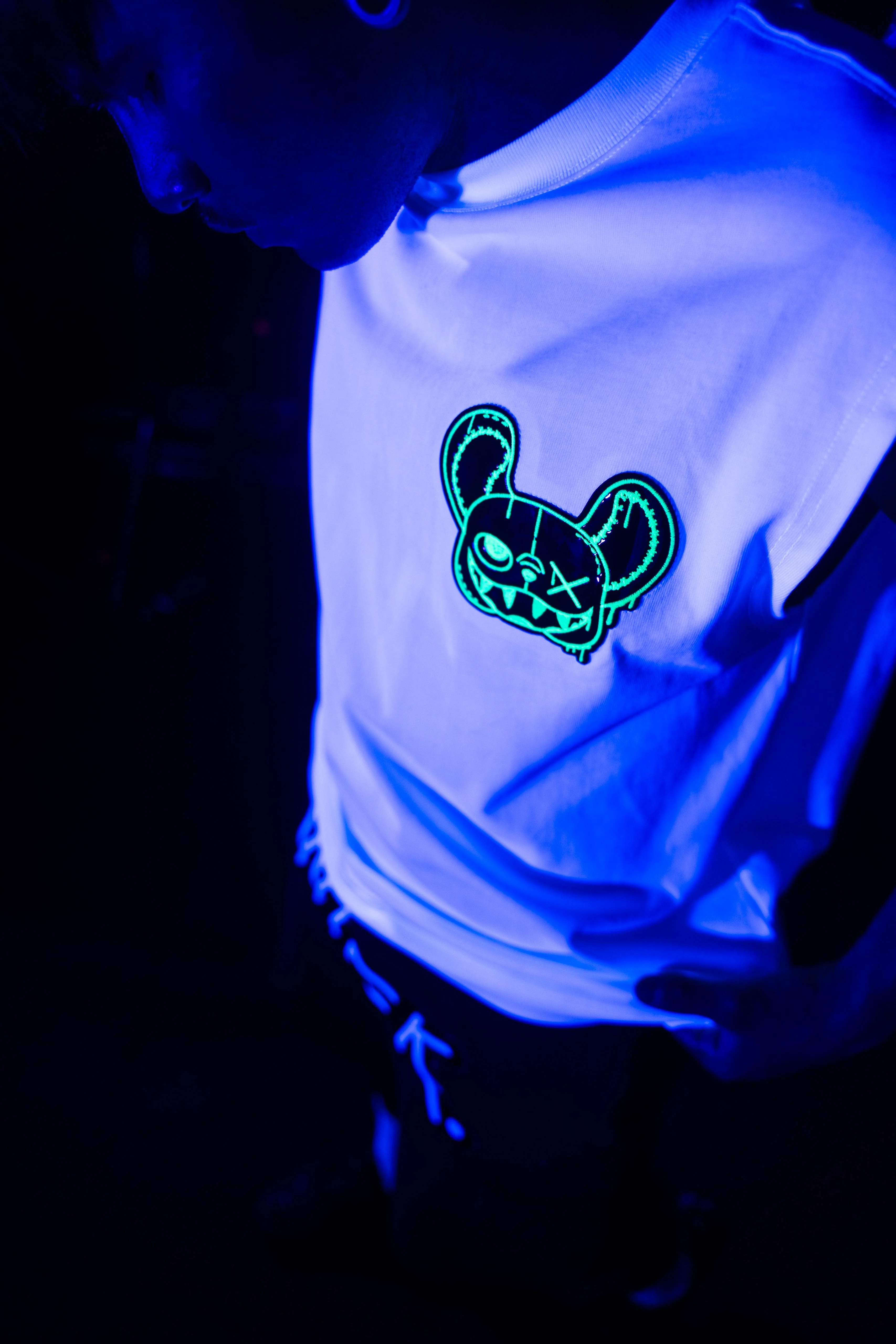 OVERSIZED NR TANK TOP EXPLOSION WHITE