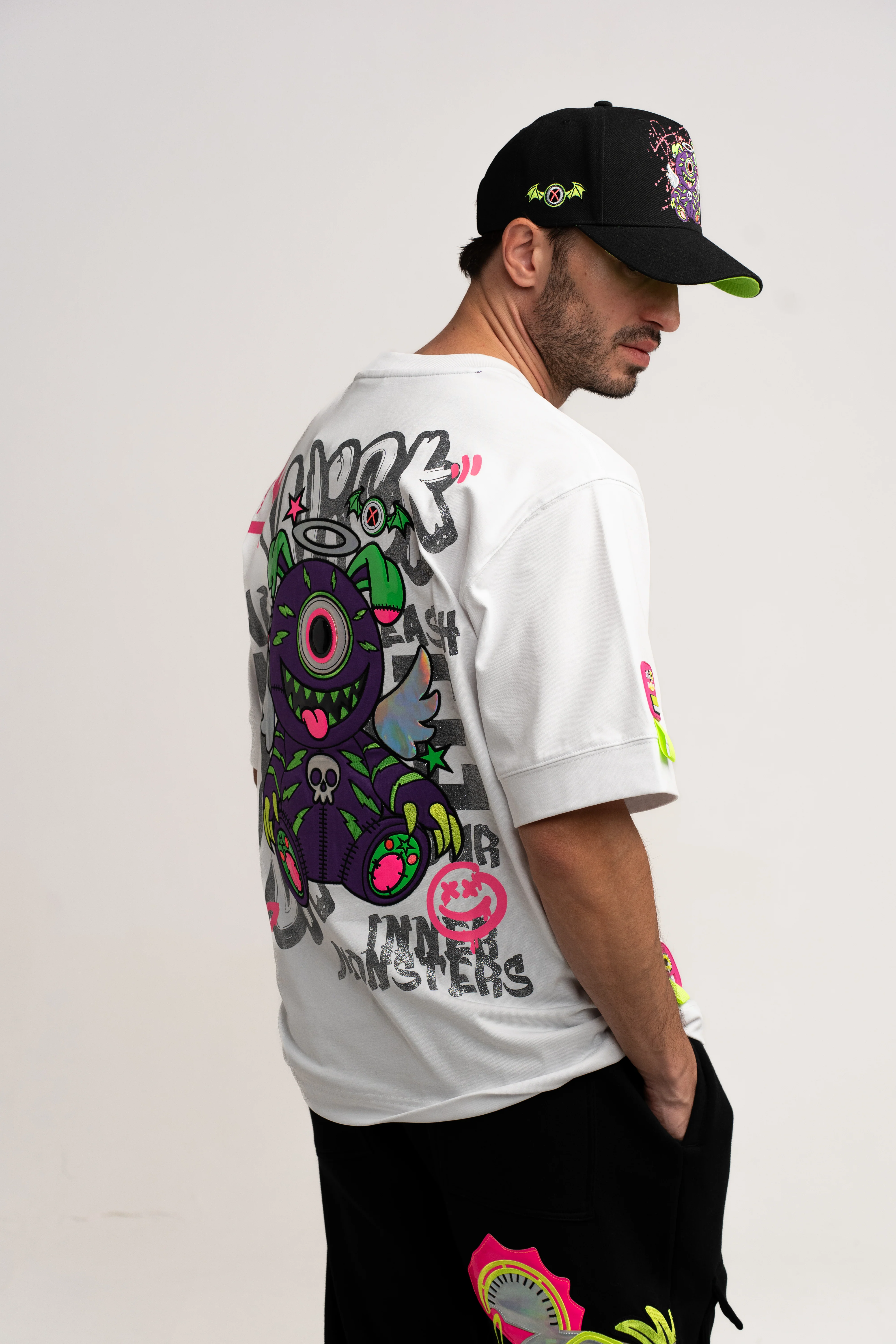 T-SHIRT OVERSIZED WARLOCK WHITE