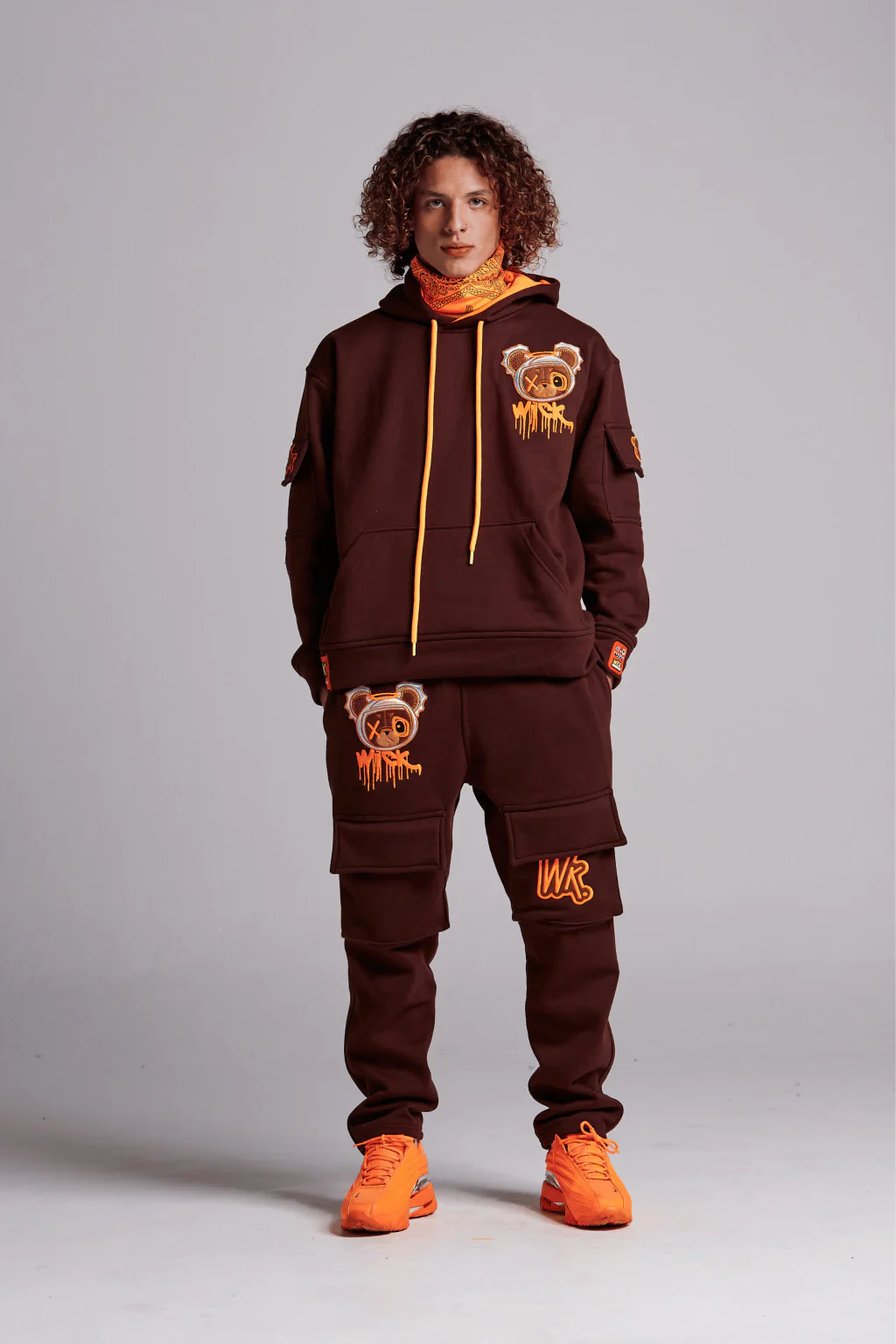 SPACE BROWN SWEATPANT