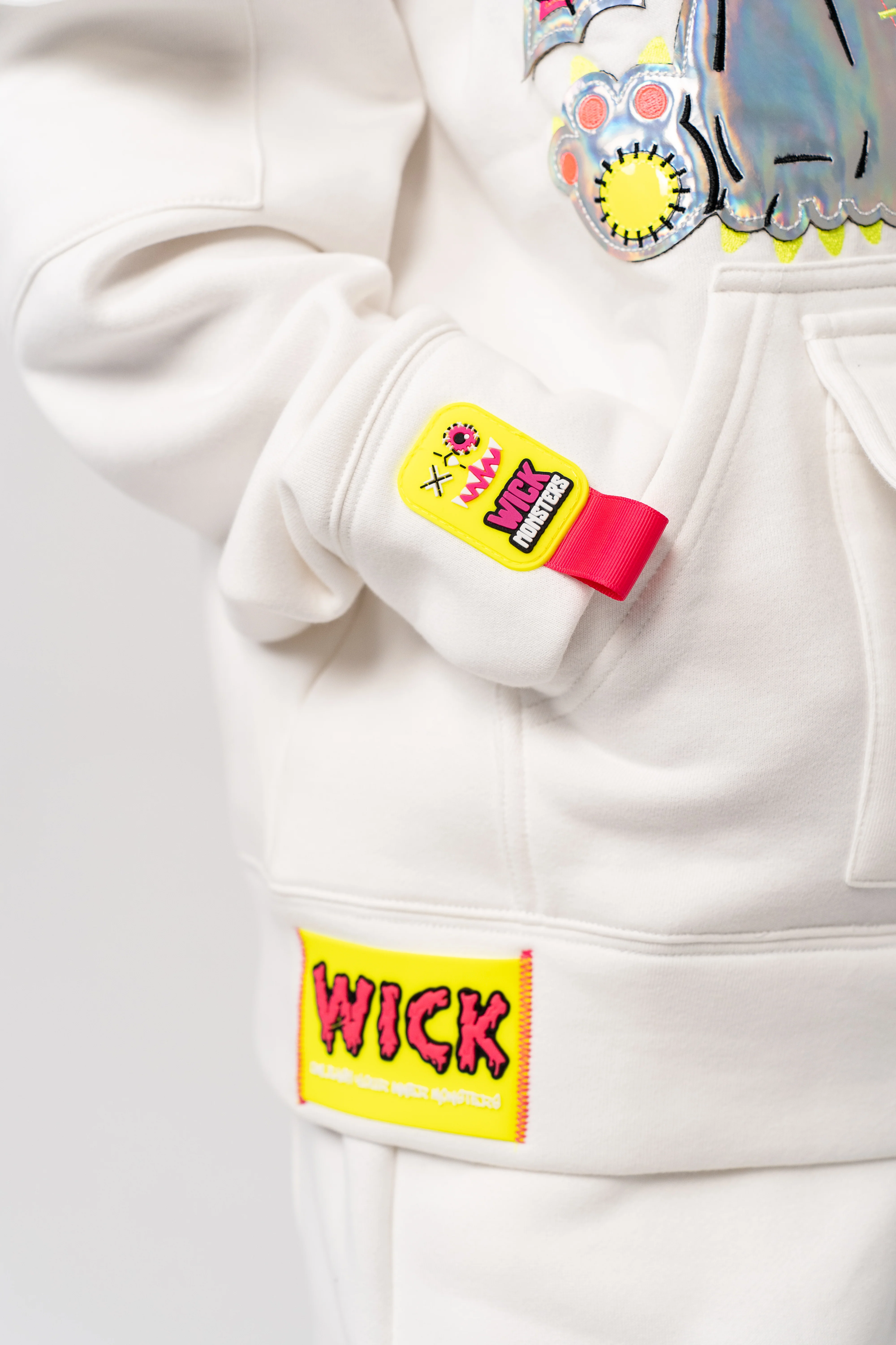 NEON ROYALTY HOODIE WHITE