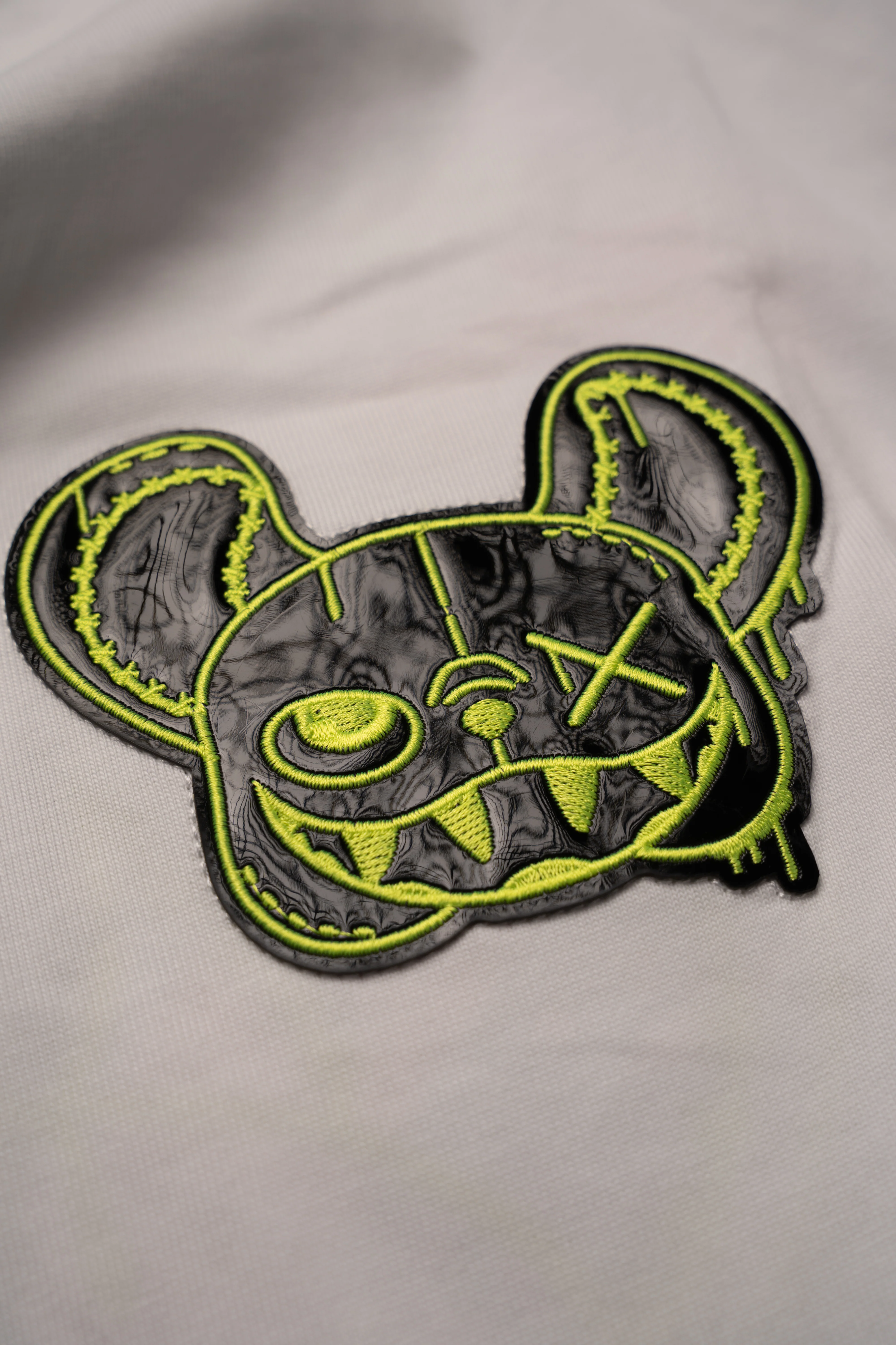 OVERSIZED NR TANK TOP EXPLOSION WHITE