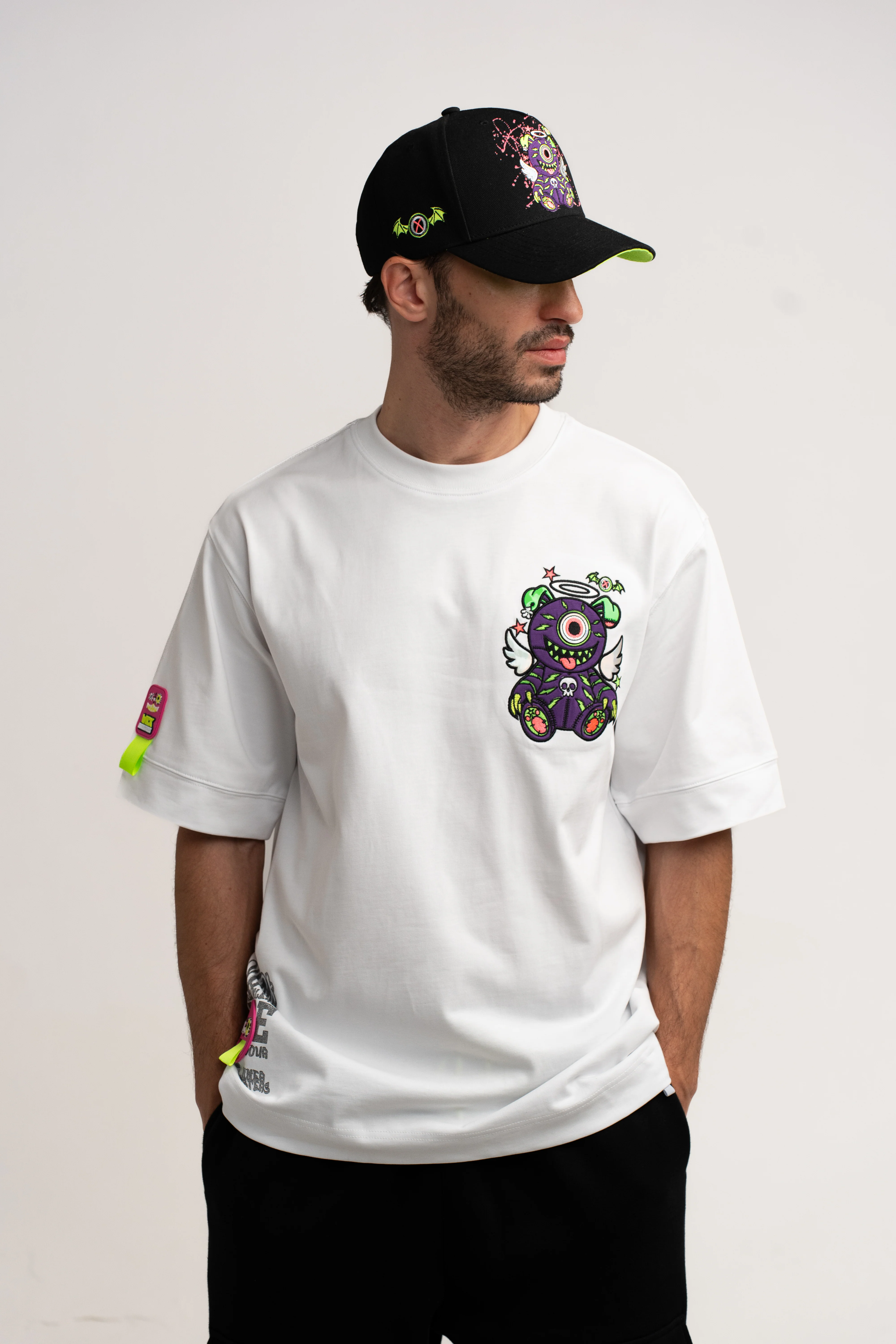 T-SHIRT OVERSIZED WARLOCK WHITE