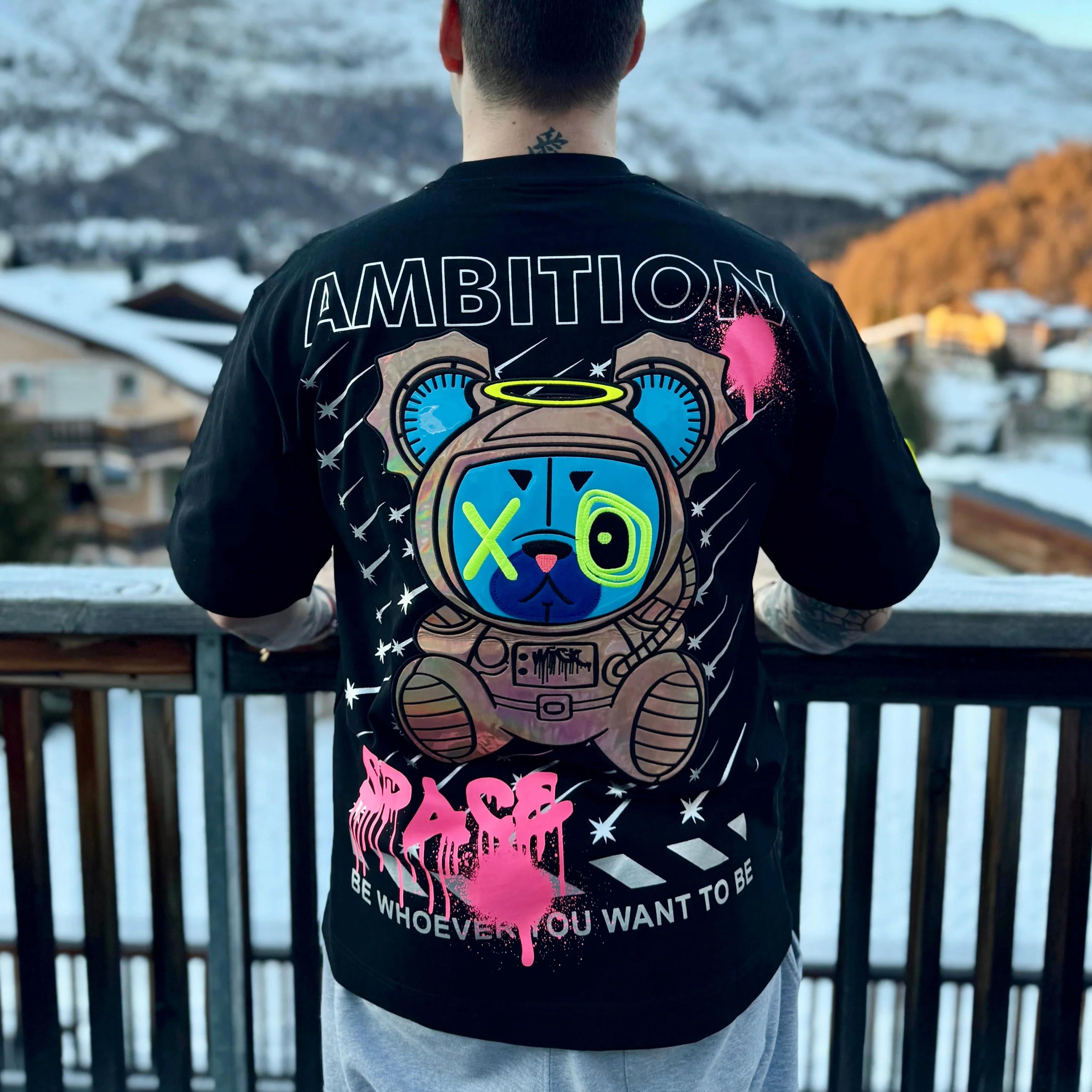 SPACE BLACK OVERSIZED T-SHIRT!