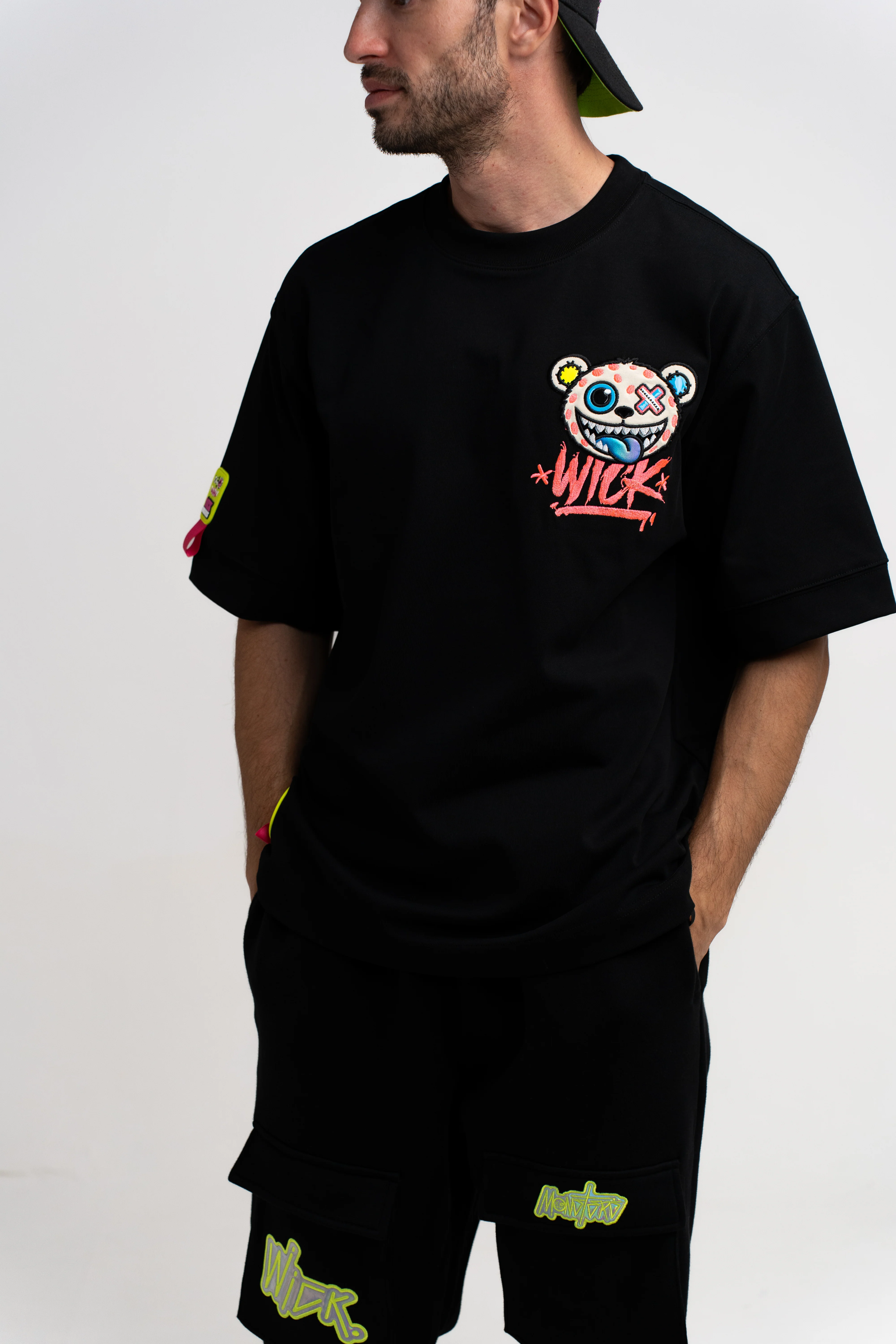 T-SHIRT OVERSIZED TOXIC BLACK